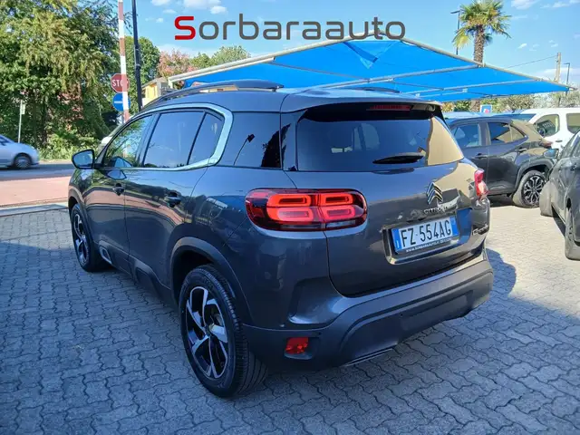 Citroen C5 Aircross view 2