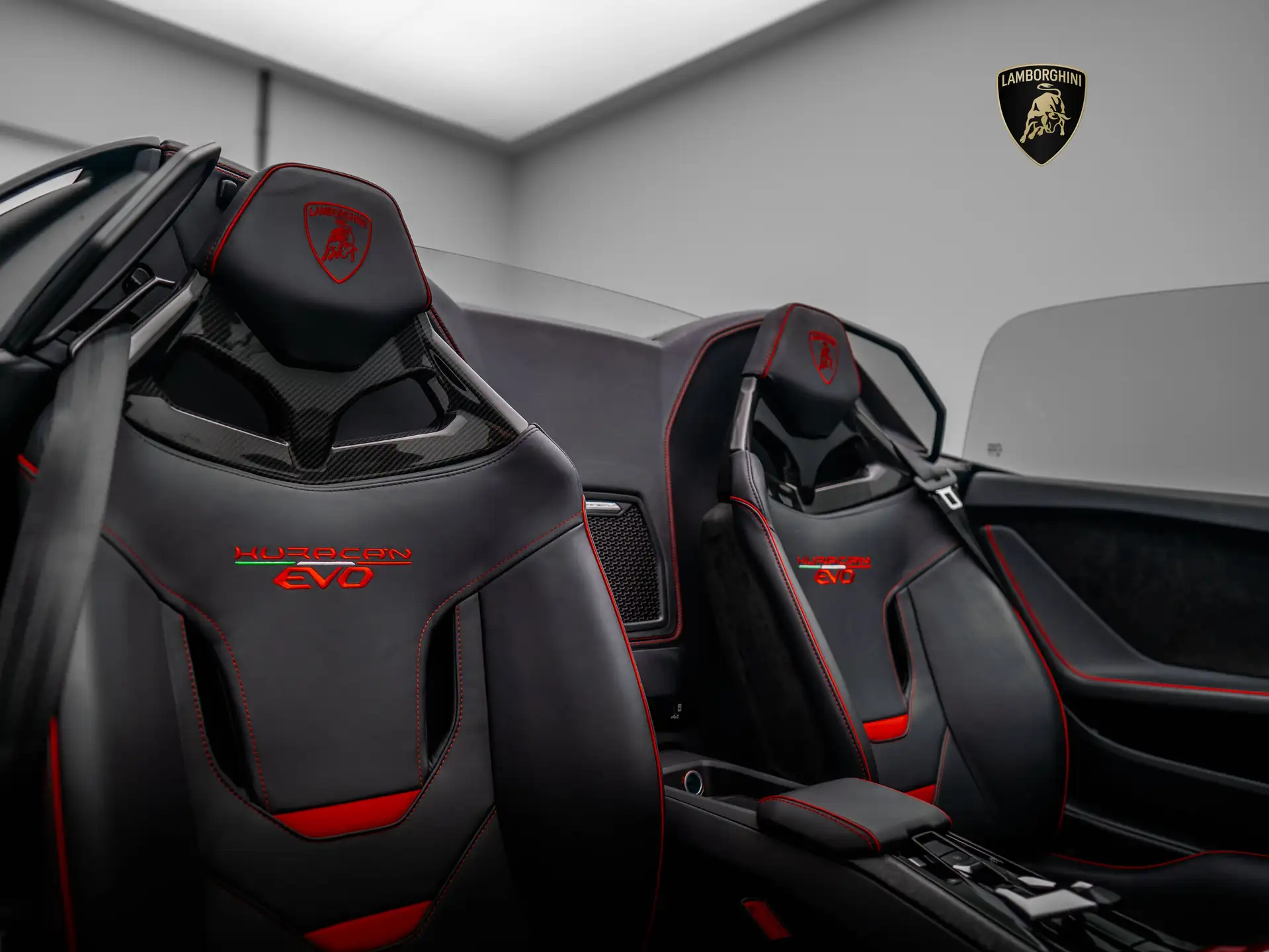 Lamborghini Huracan 2024 회색 사진 7