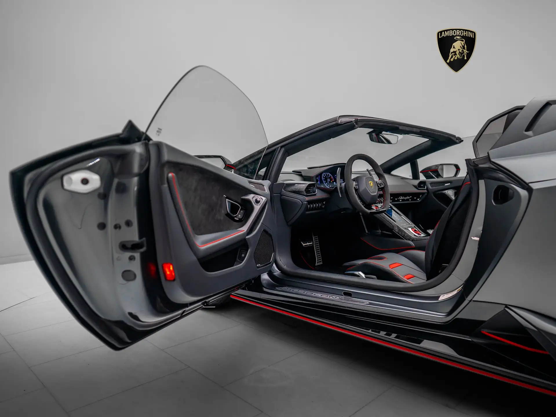 Lamborghini Huracan 2024 회색 사진 8