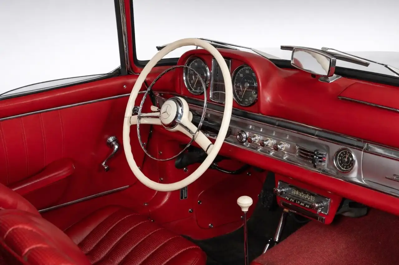 Mercedes-Benz 300 SL Roadster (198), foto 11