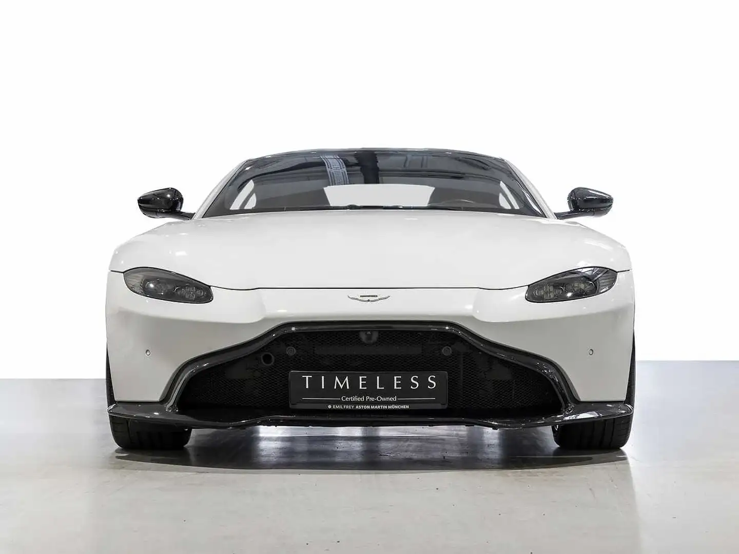 Aston Martin V8 Vantage Coupe -White Stone- Weiß - 2