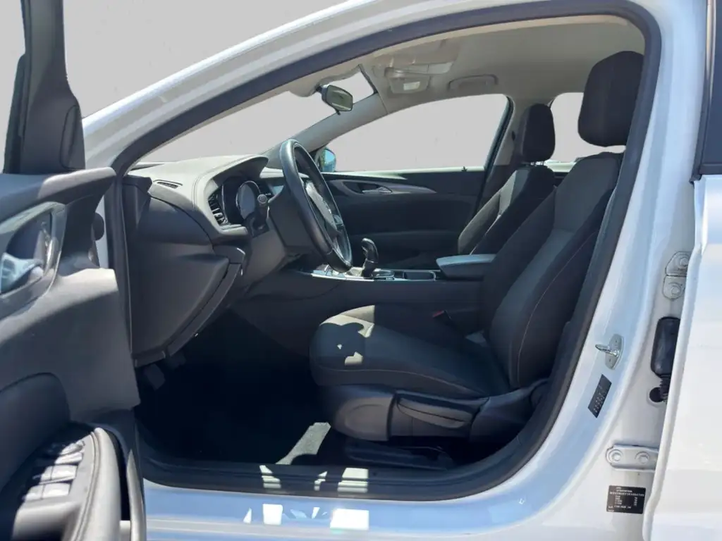Opel Insignia Grand Sport | PDC | ACC | Spurass | LED Bild 9