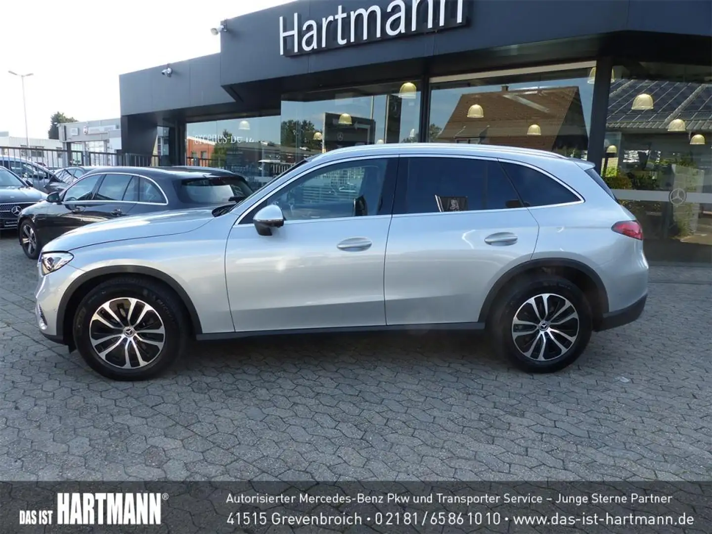 Mercedes-Benz GLC 220 d 4M AVANTGARDE+PLUS+AHK+360+WINTR+MEMORY Silber - 2