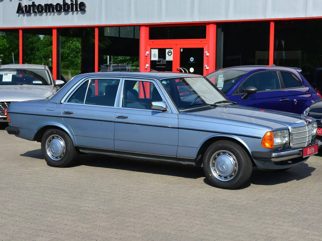 Mercedes-Benz 280E W123, foto 1