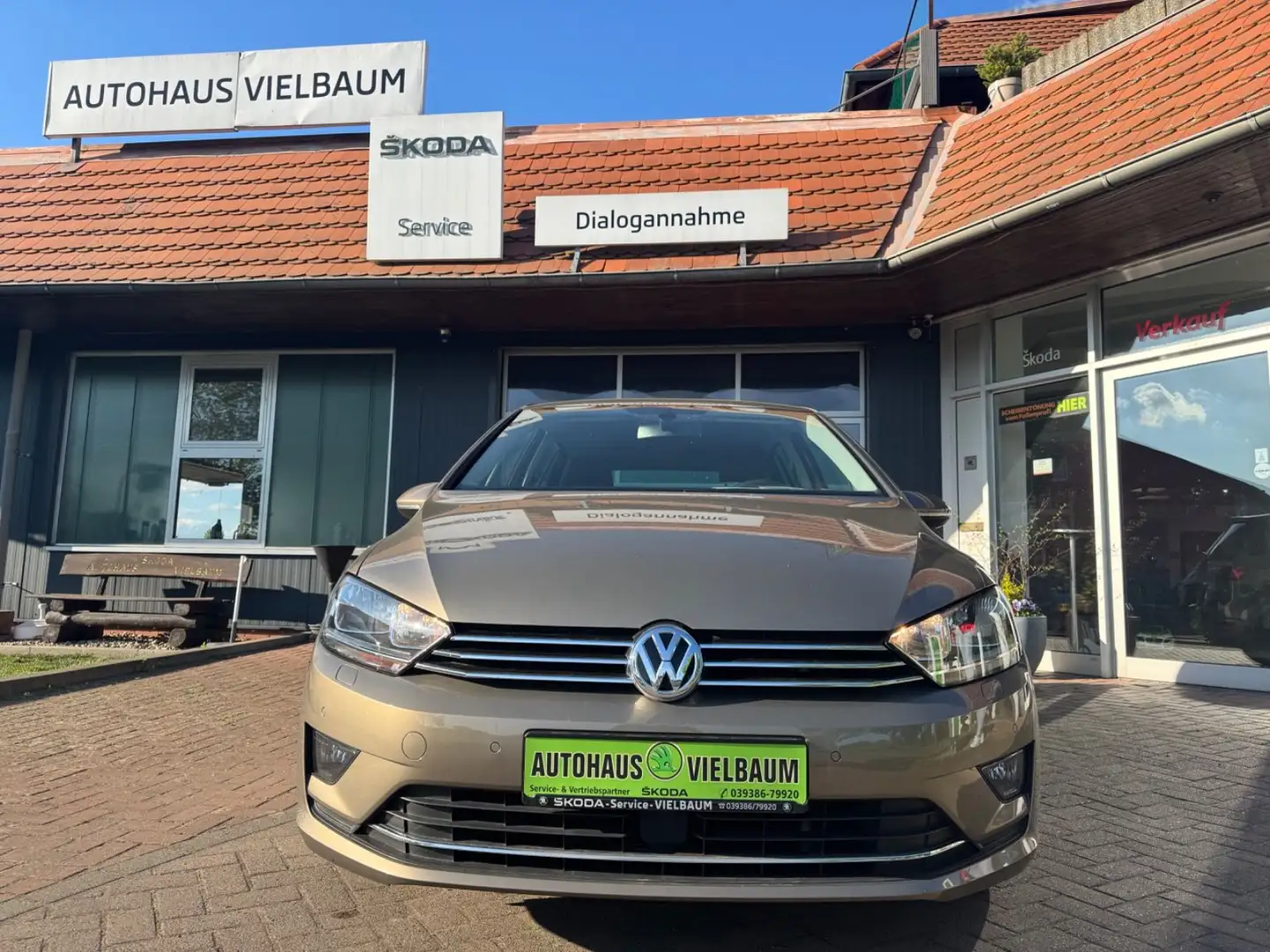 Volkswagen Golf Sportsvan VII Lounge 1,4 TSI DSG 92kw Gold - 2