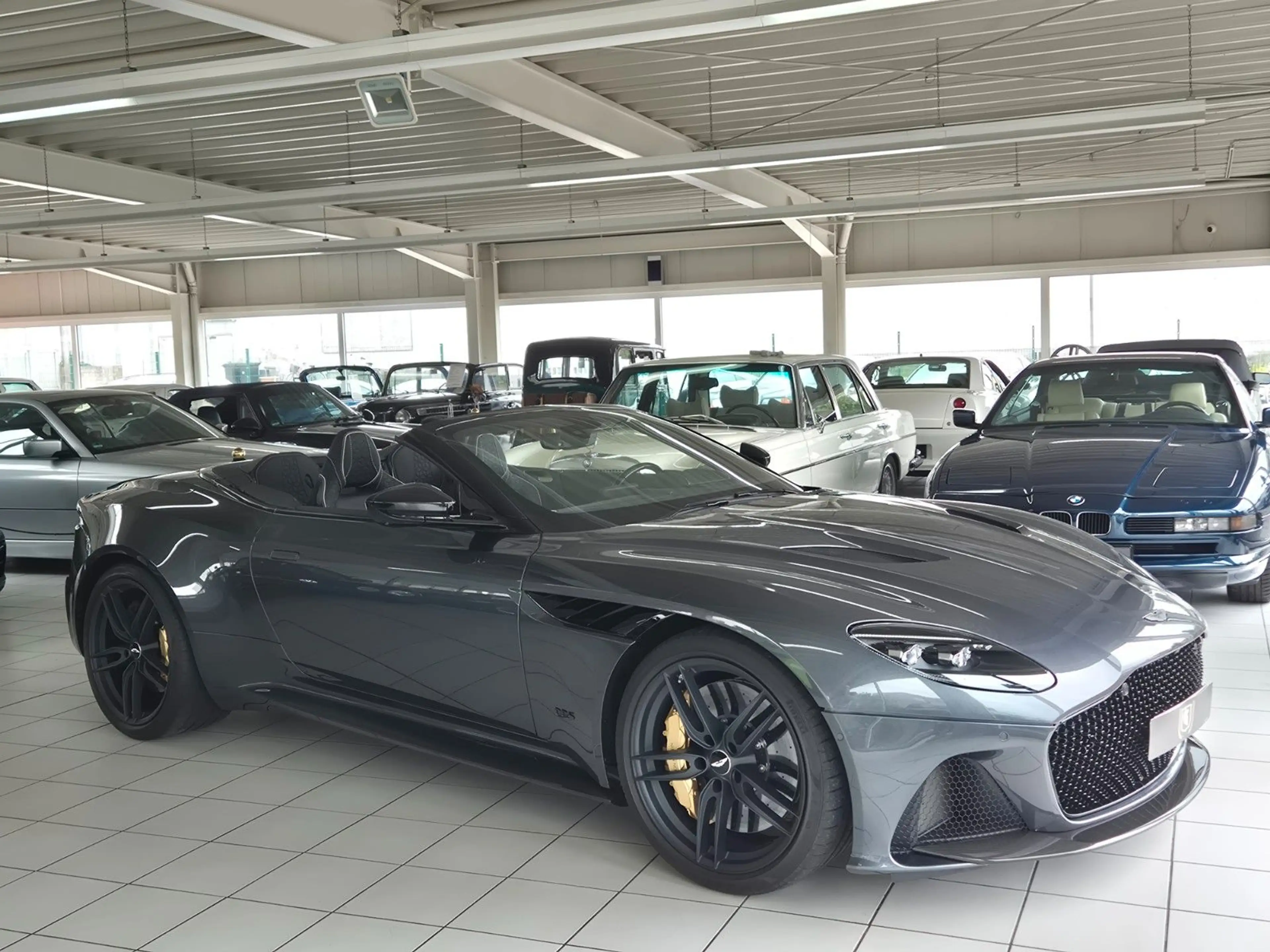 Aston Martin DBS 5.2 V12 Volante/Werksgarantie 09/27/1A — photo 9