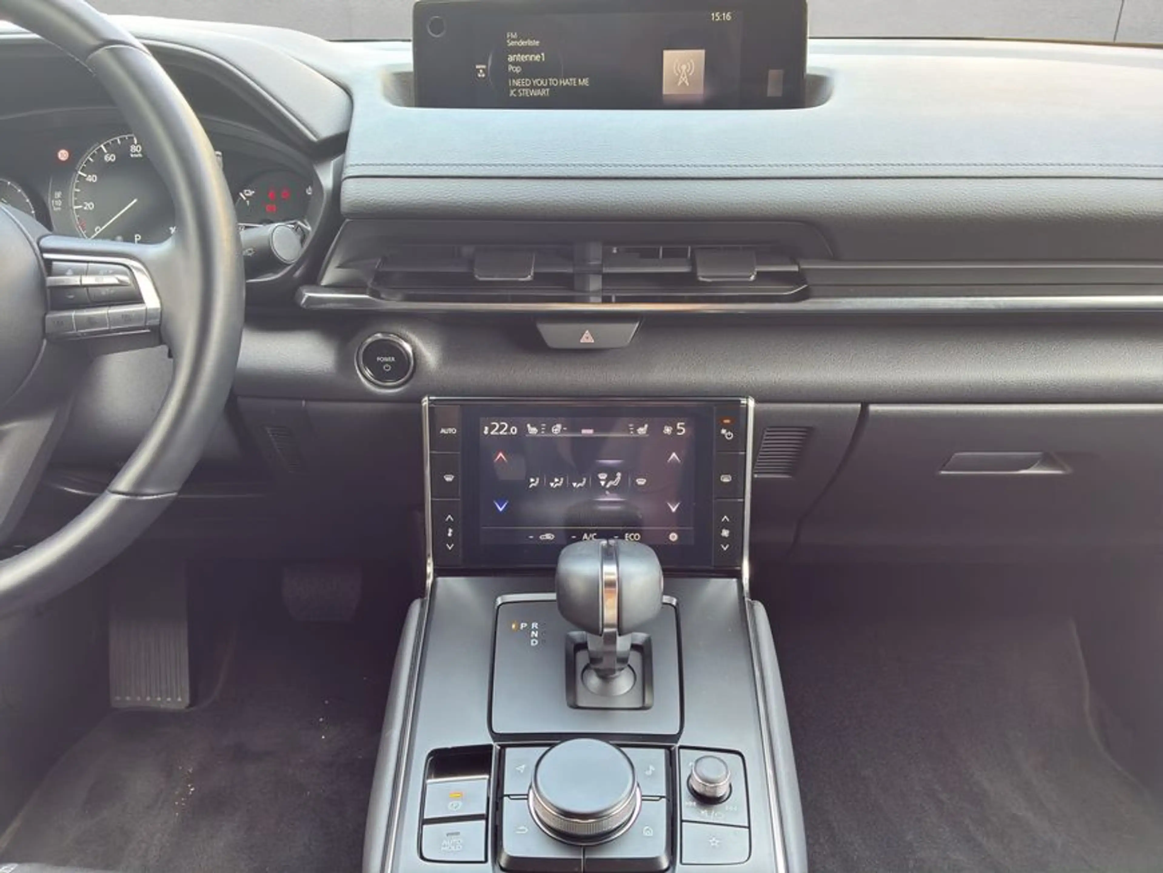 Mazda MX-30 e-SKYACTIV EV MAKOTO — photo 15