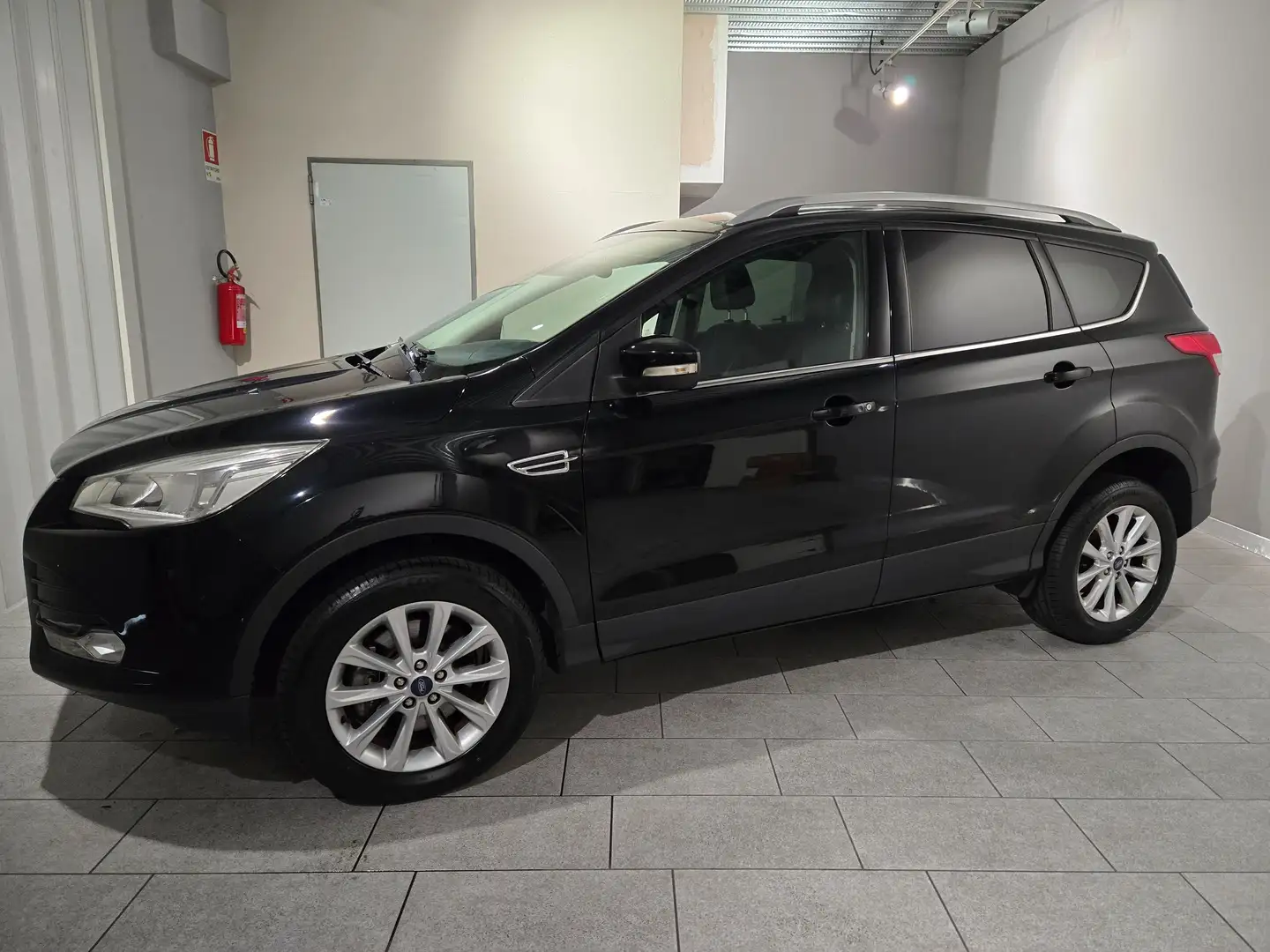 Ford Kuga 2.0 tdci Titanium 4wd s Nero - 2