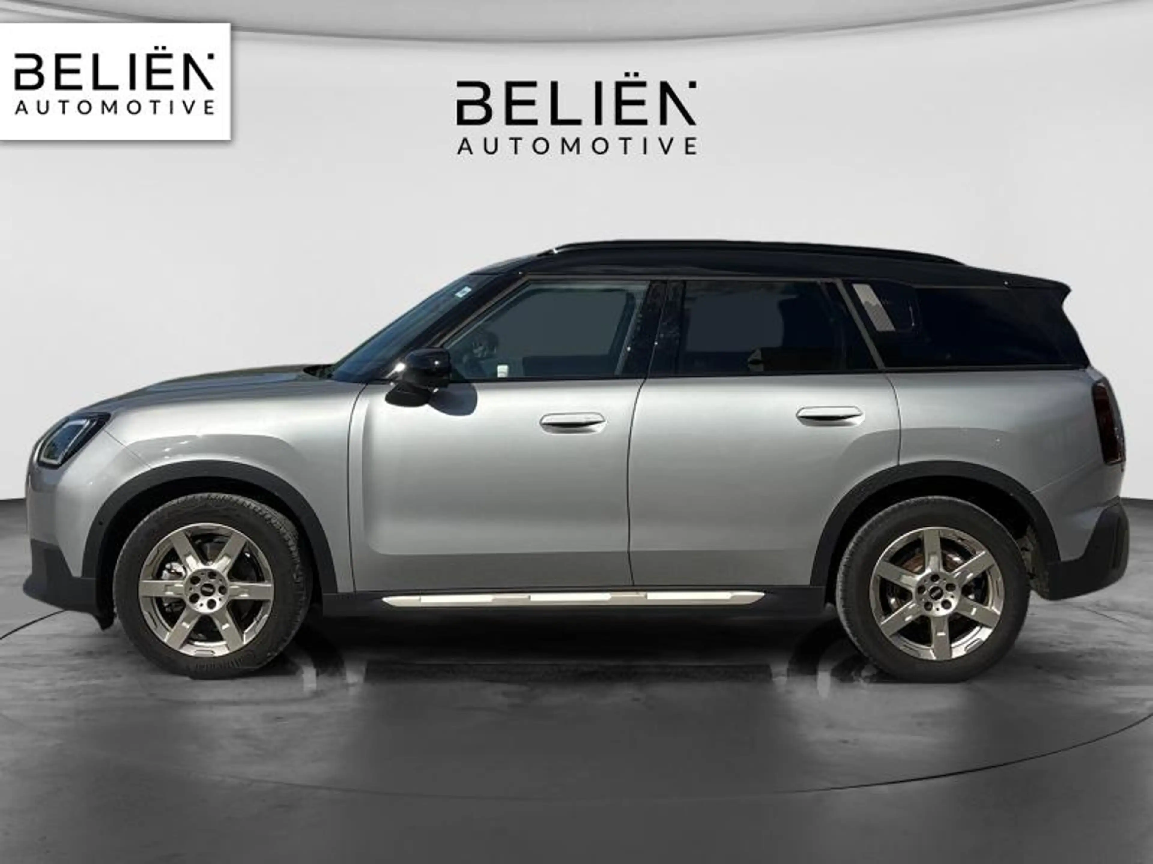 MINI Countryman C Favoured Trim — photo 5