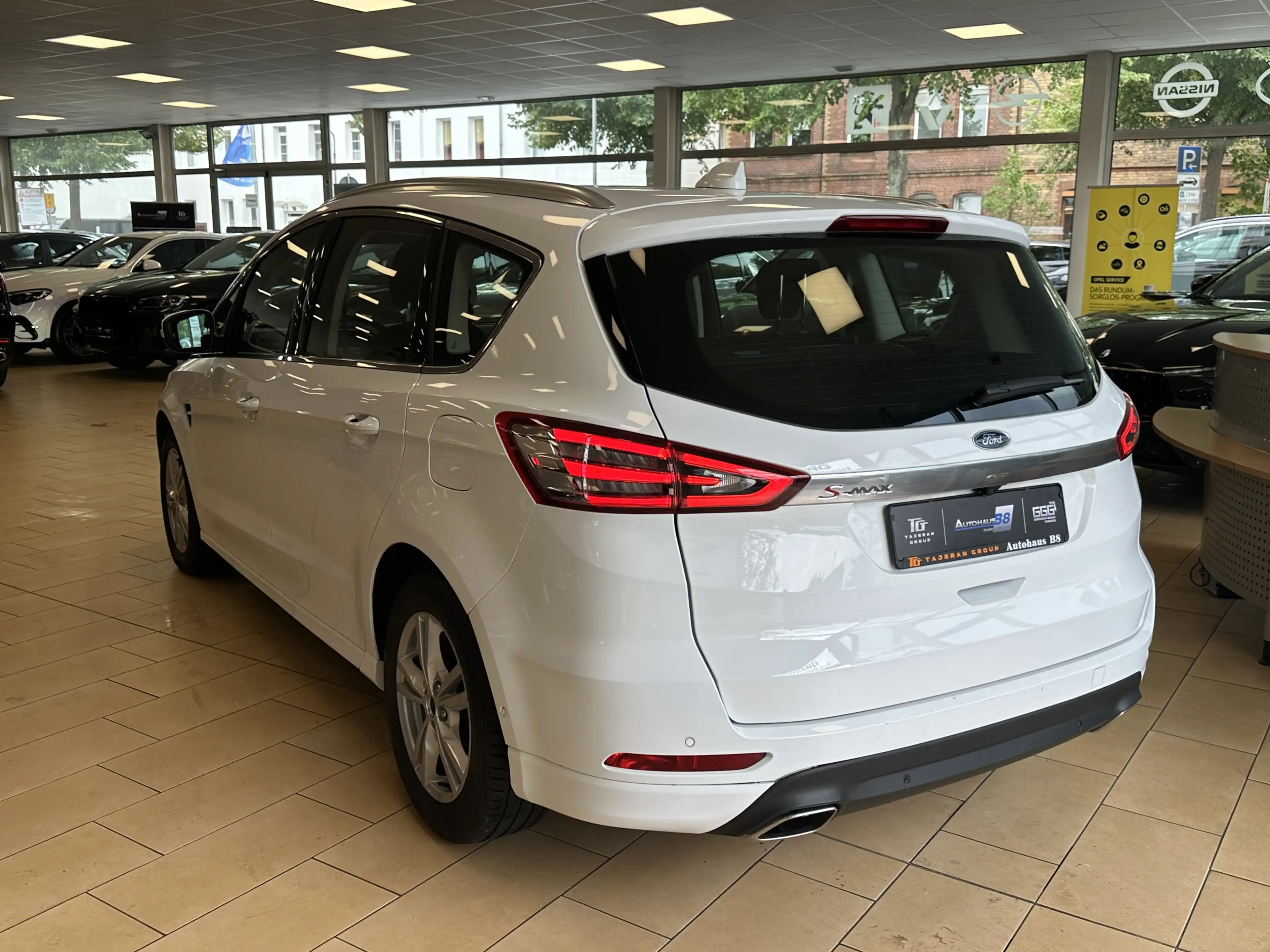 Ford S-Max Titanium*Navi*LED*CAM*SHZ*Tempomat*1.hand — photo 6