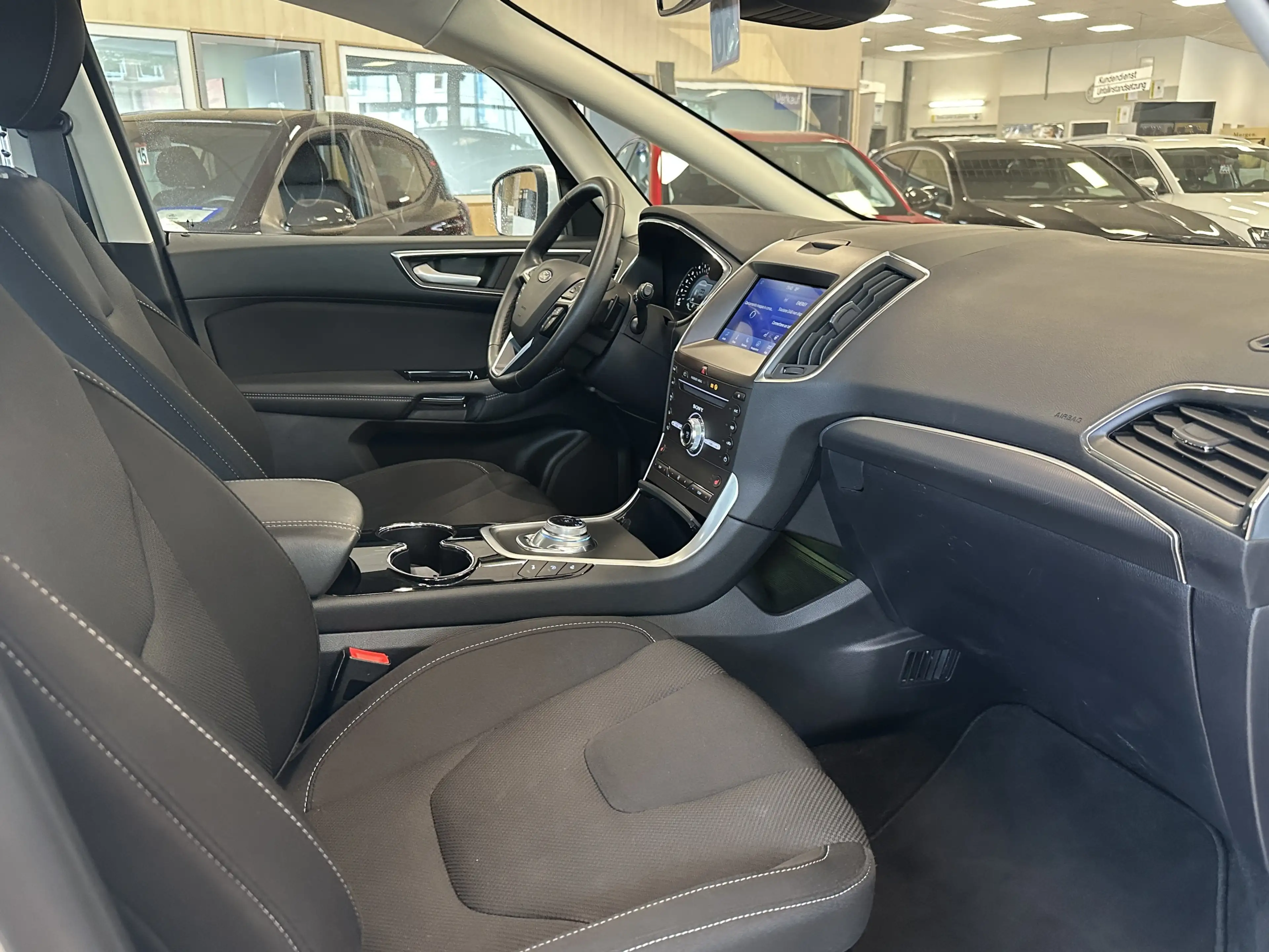 Ford S-Max Titanium*Navi*LED*CAM*SHZ*Tempomat*1.hand — photo 13