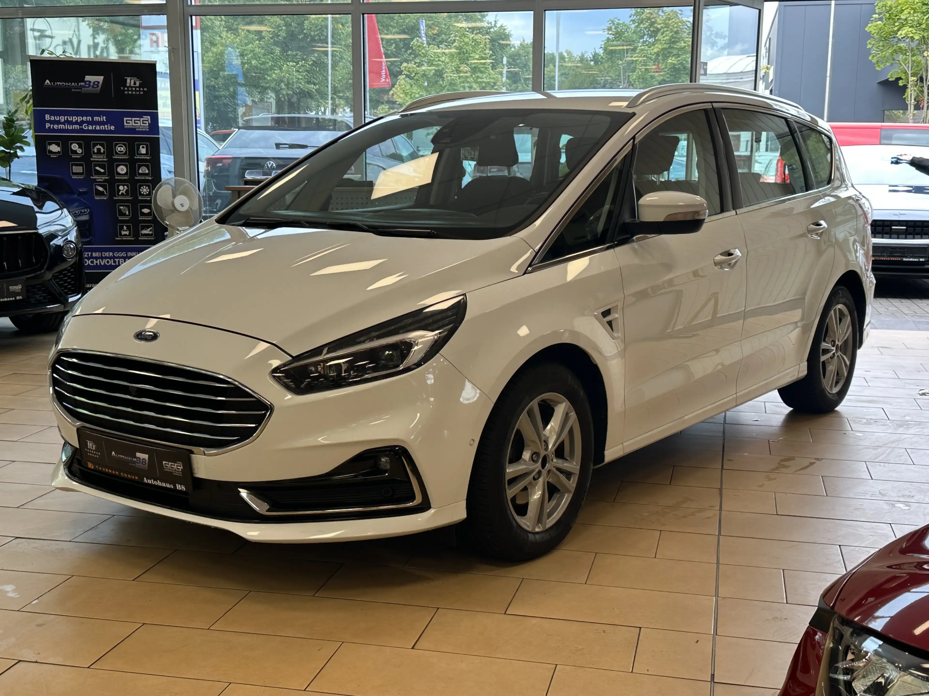 Ford S-Max Titanium*Navi*LED*CAM*SHZ*Tempomat*1.hand — photo 8