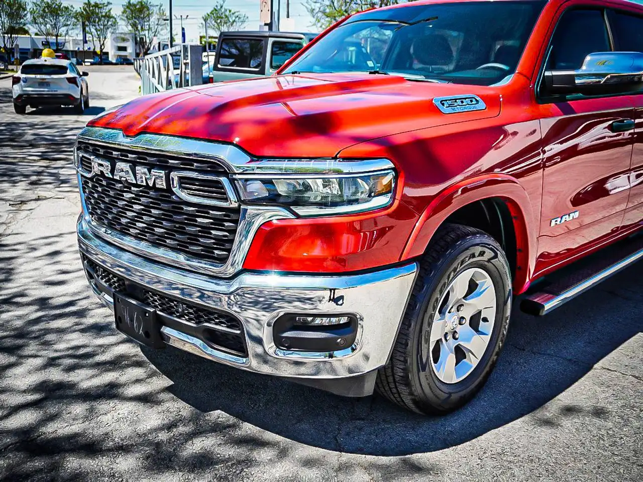 RAM 1500 снимка RAM 1500