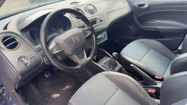 Seat Ibiza view 8
