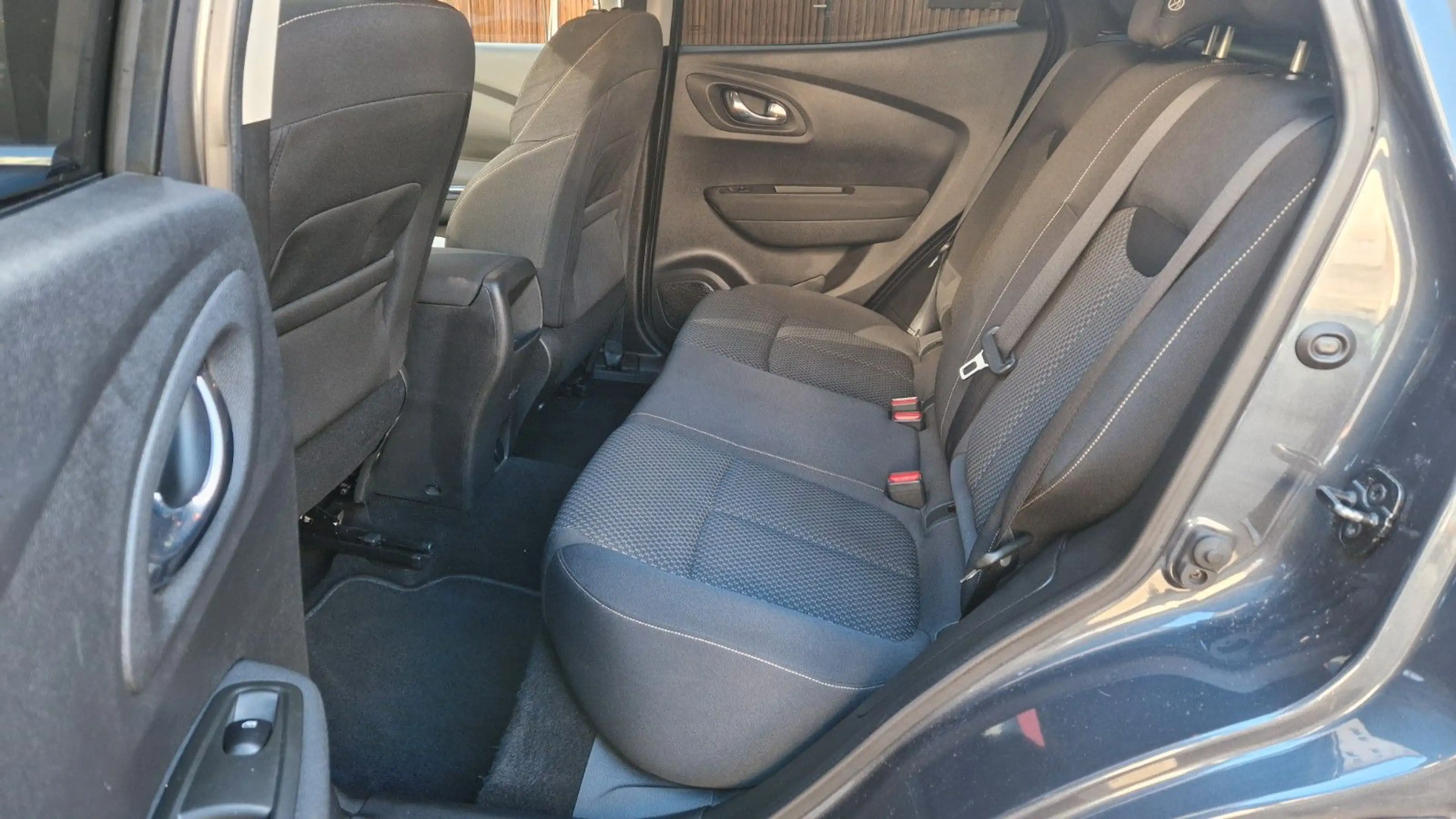Renault Kadjar Life, Tempomat, Start-Stop, Tüv Neu — photo 8