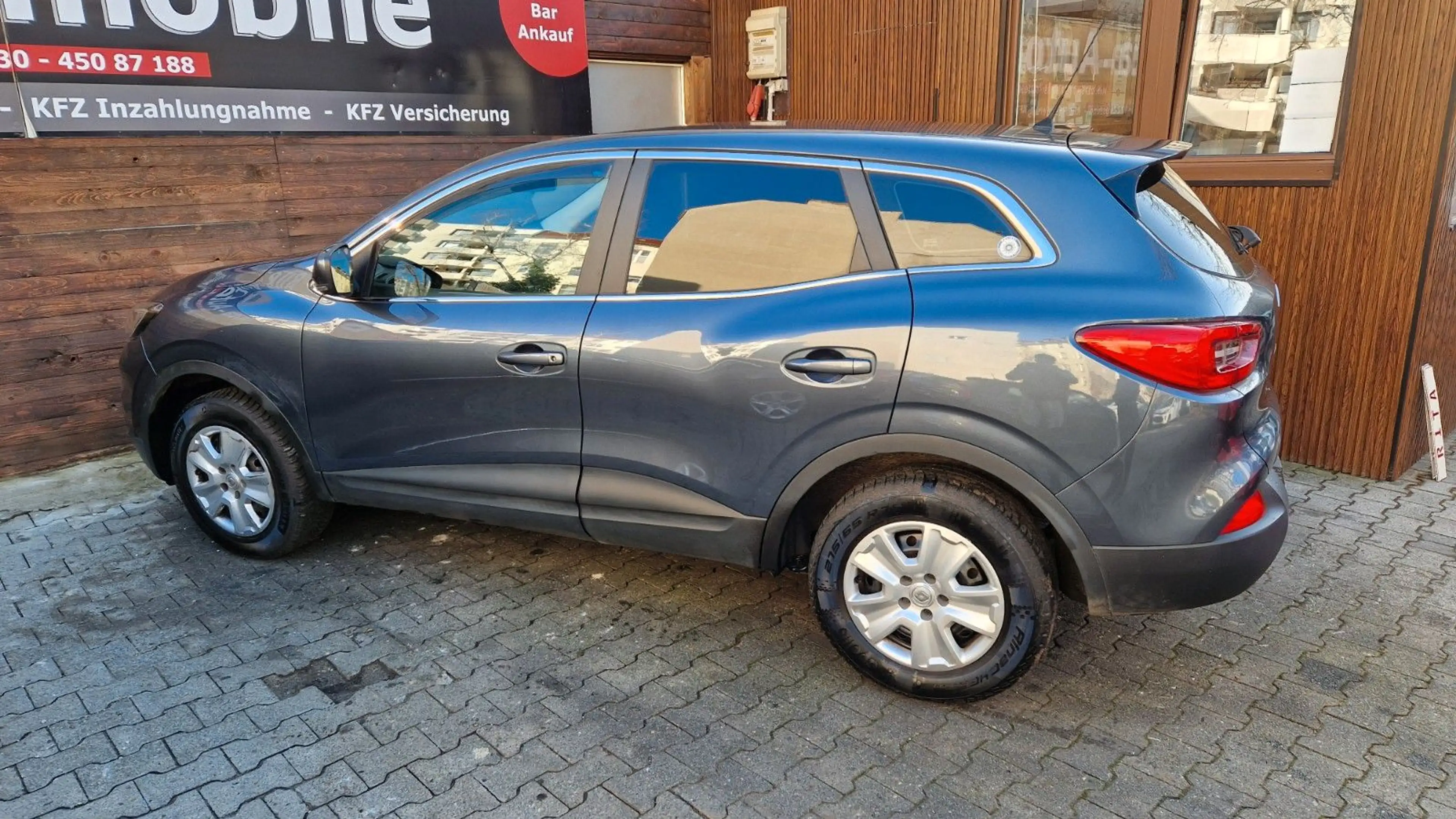 Renault Kadjar Life, Tempomat, Start-Stop, Tüv Neu — photo 4