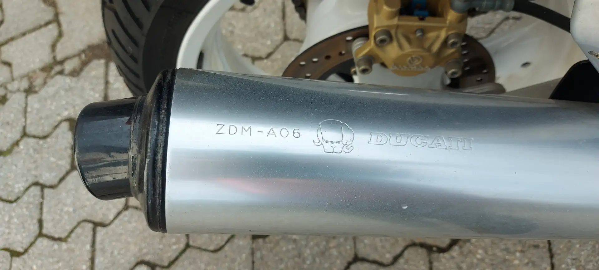 Ducati 907 i.e. Schwarz - 2