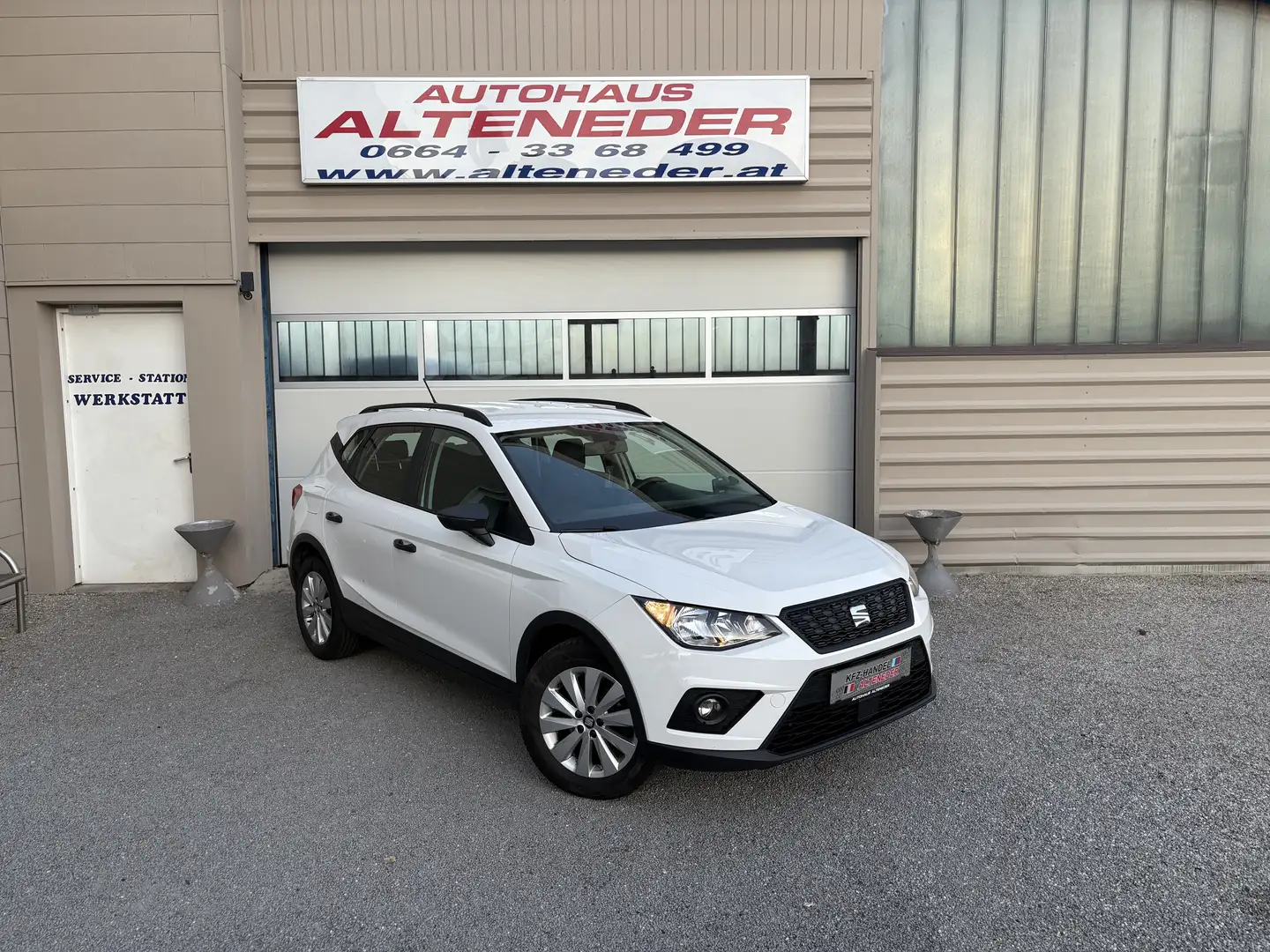 SEAT Arona 1,6 TDI Reference KLIMA | RFK | BT | 1.BESITZ Weiß - 1