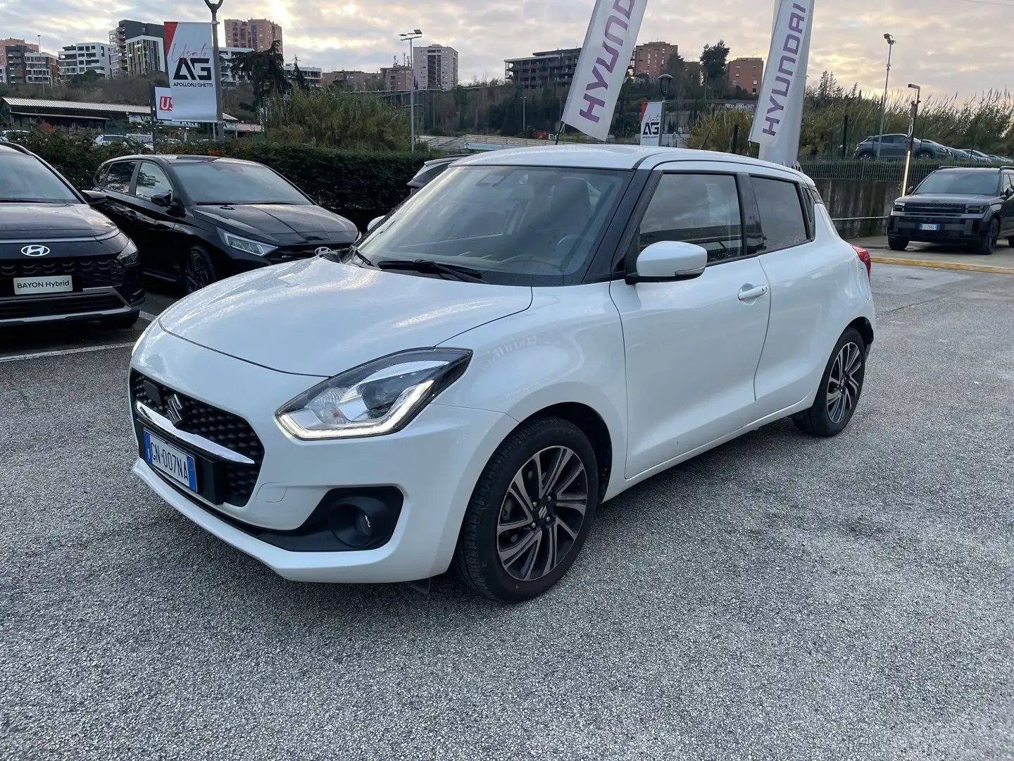 Suzuki Swift Swift 1.2 Hybrid Top Alb - 1