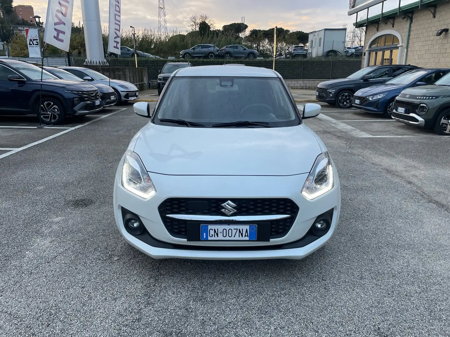 Suzuki Swift Swift 1.2 Hybrid Top Alb - 2