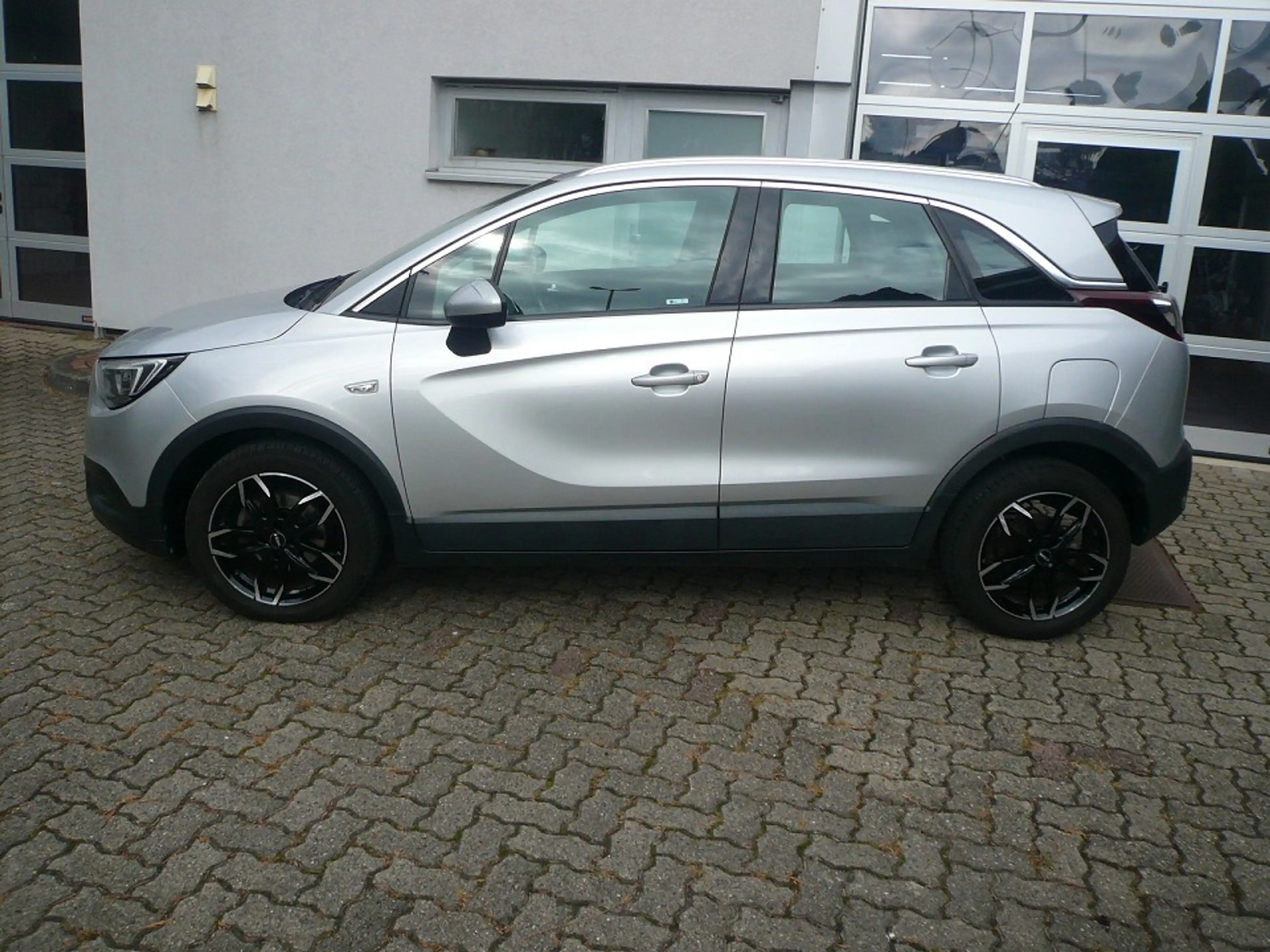 Opel Crossland X Innovation mit Panoramadach Crossland X Innovation — photo 3