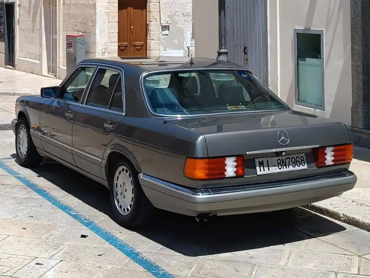 Mercedes-Benz S 300 SE, foto 2