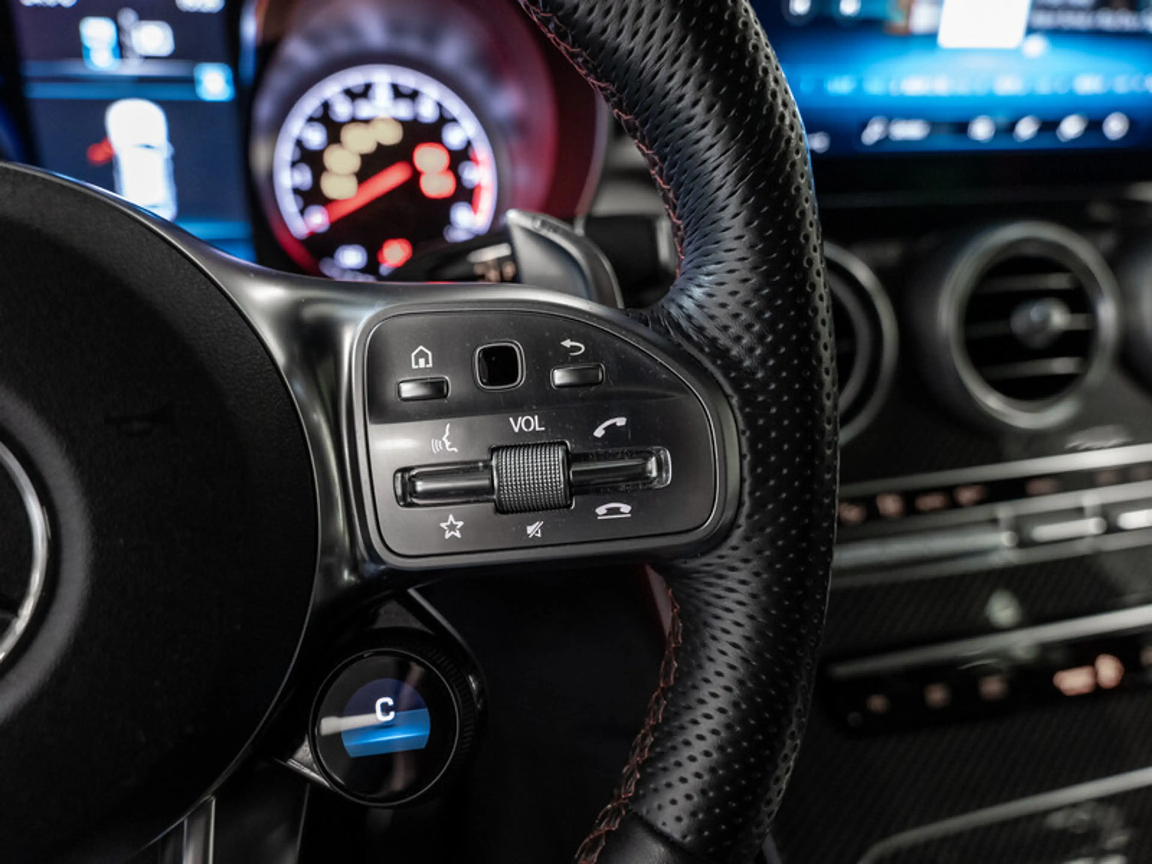 Mercedes-Benz GLC 43 AMG 4M Coupé Perf-AGA/SHD/360/Night/21' — photo 13