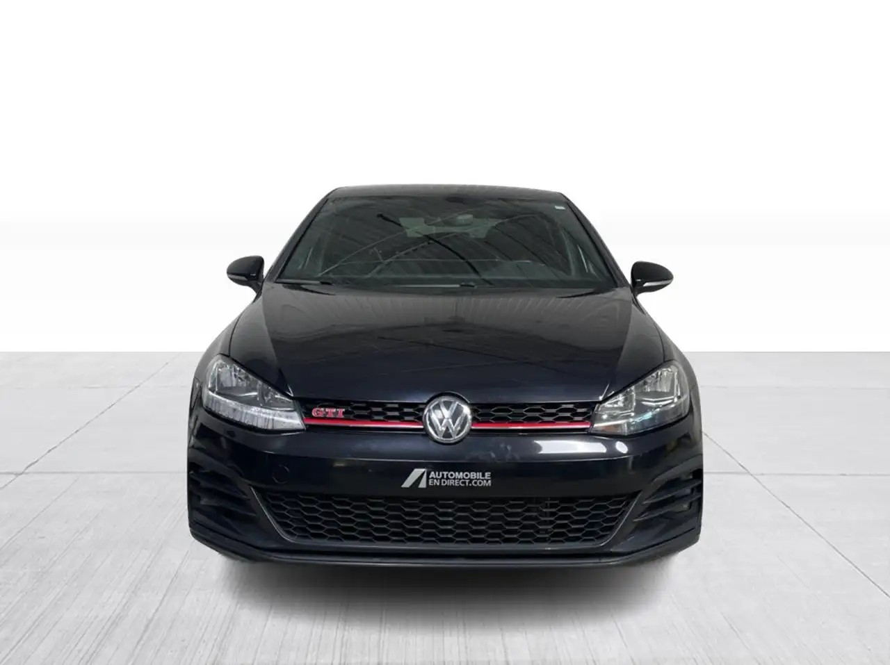 Volkswagen Golf GTI photo Volkswagen Golf GTI