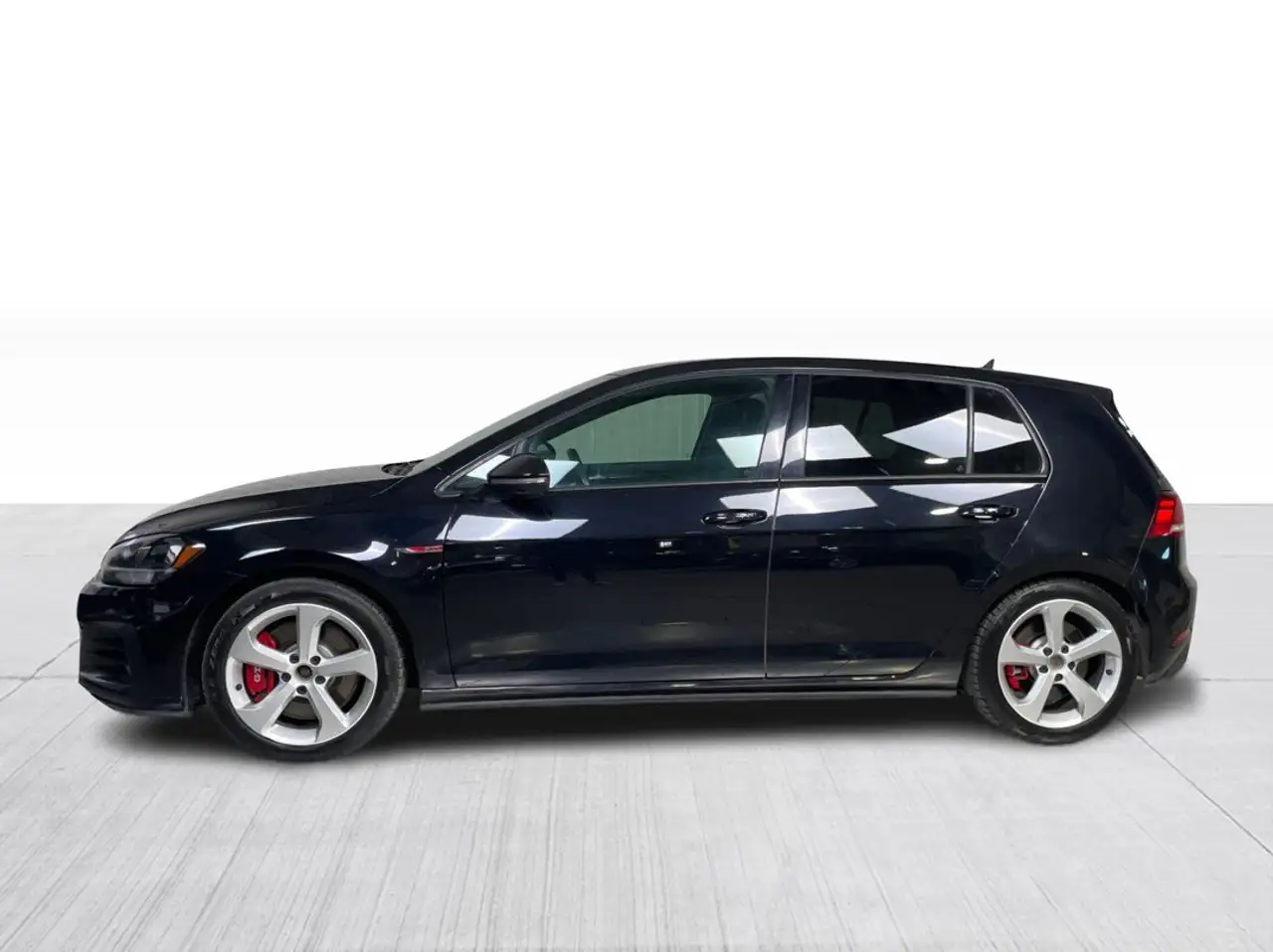 Volkswagen Golf GTI photo Volkswagen Golf GTI