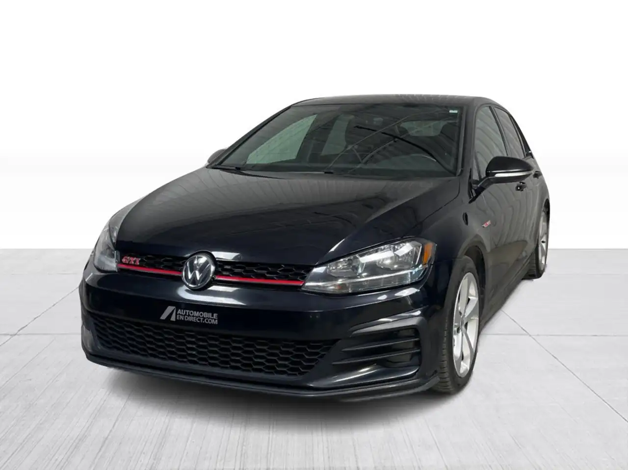 Volkswagen Golf GTI photo Volkswagen Golf GTI