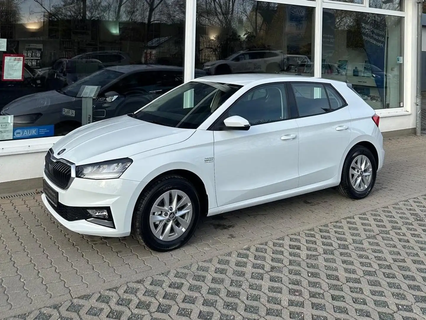 Skoda Fabia Selection Sondermodell 130 Blanc - 1