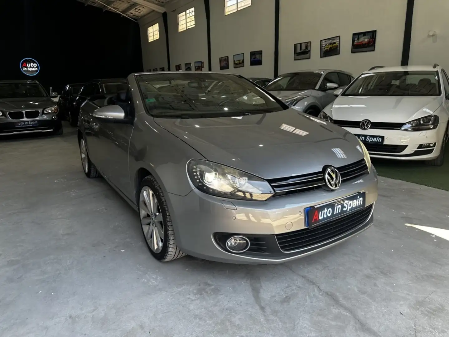 Volkswagen Golf Cabrio 2.0TDI CR BMT DSG Gris - 1