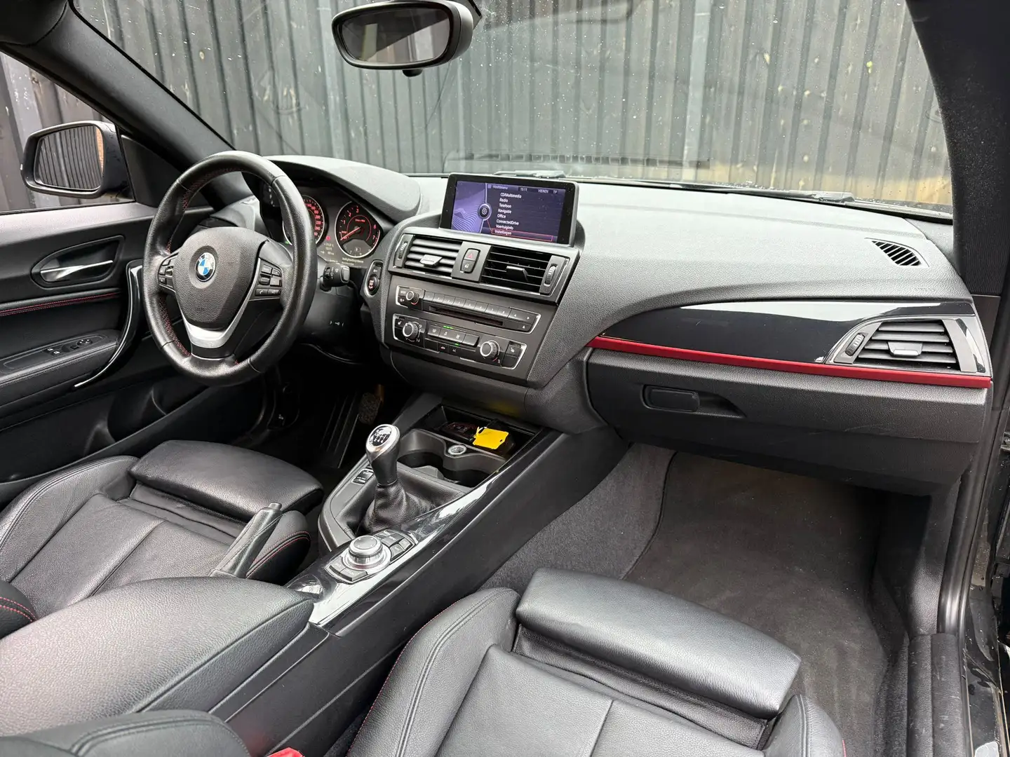 BMW 114 1-serie 114i Business+ Zwart - 2