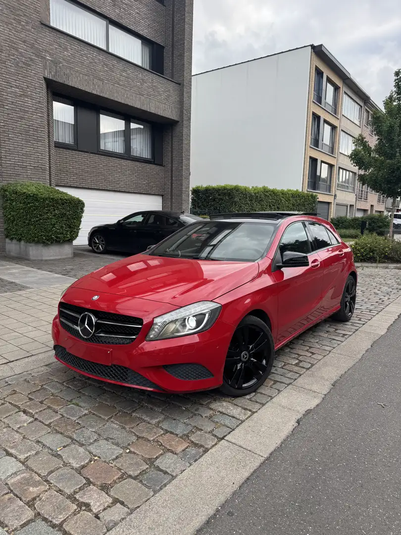 Mercedes-Benz A 180 d 7G-DCT Urban Pano - 1