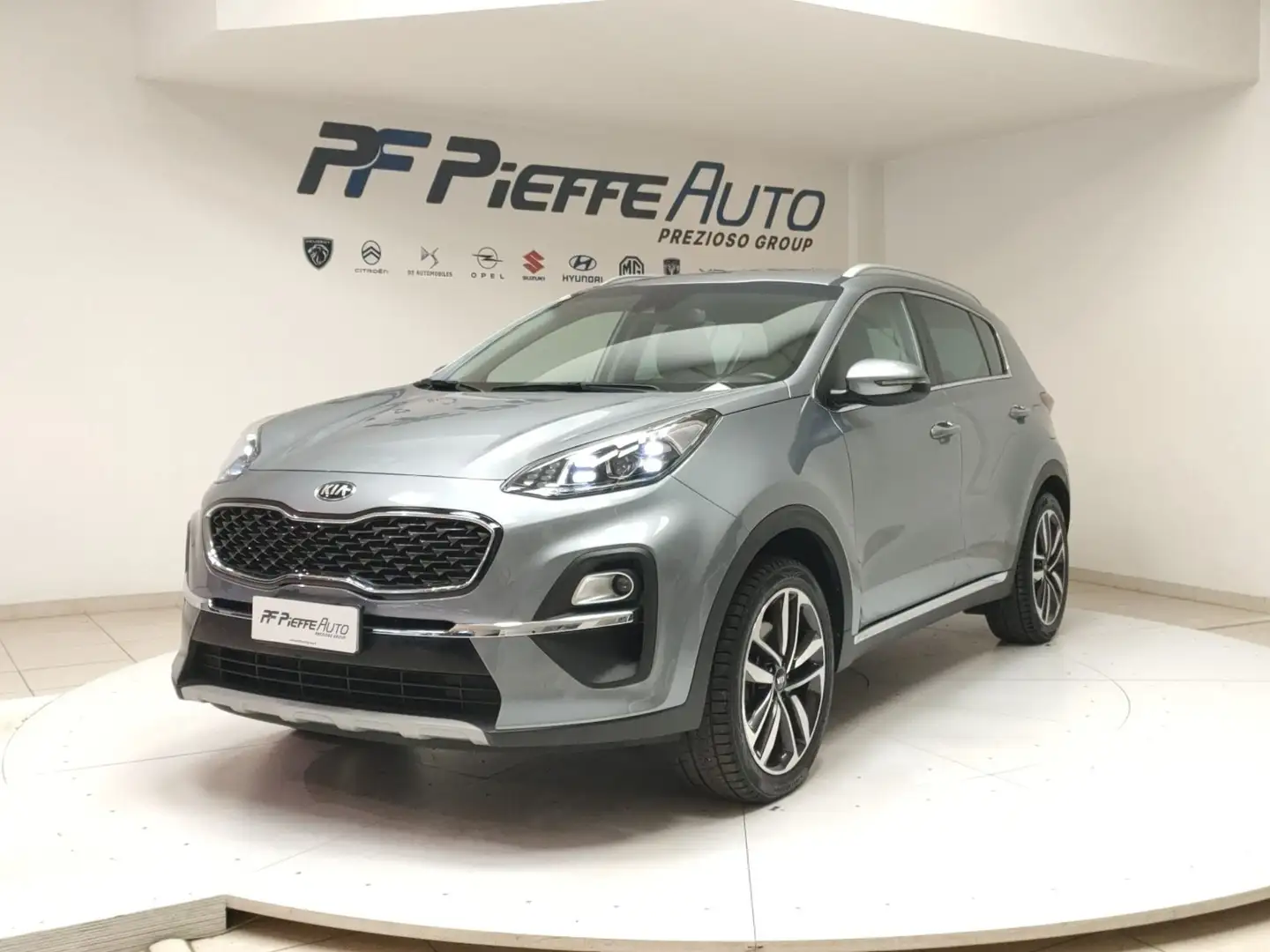 Kia Sportage 4ª serie - Sportage 1.6 ECOGPL 2WD Style Grijs - 1