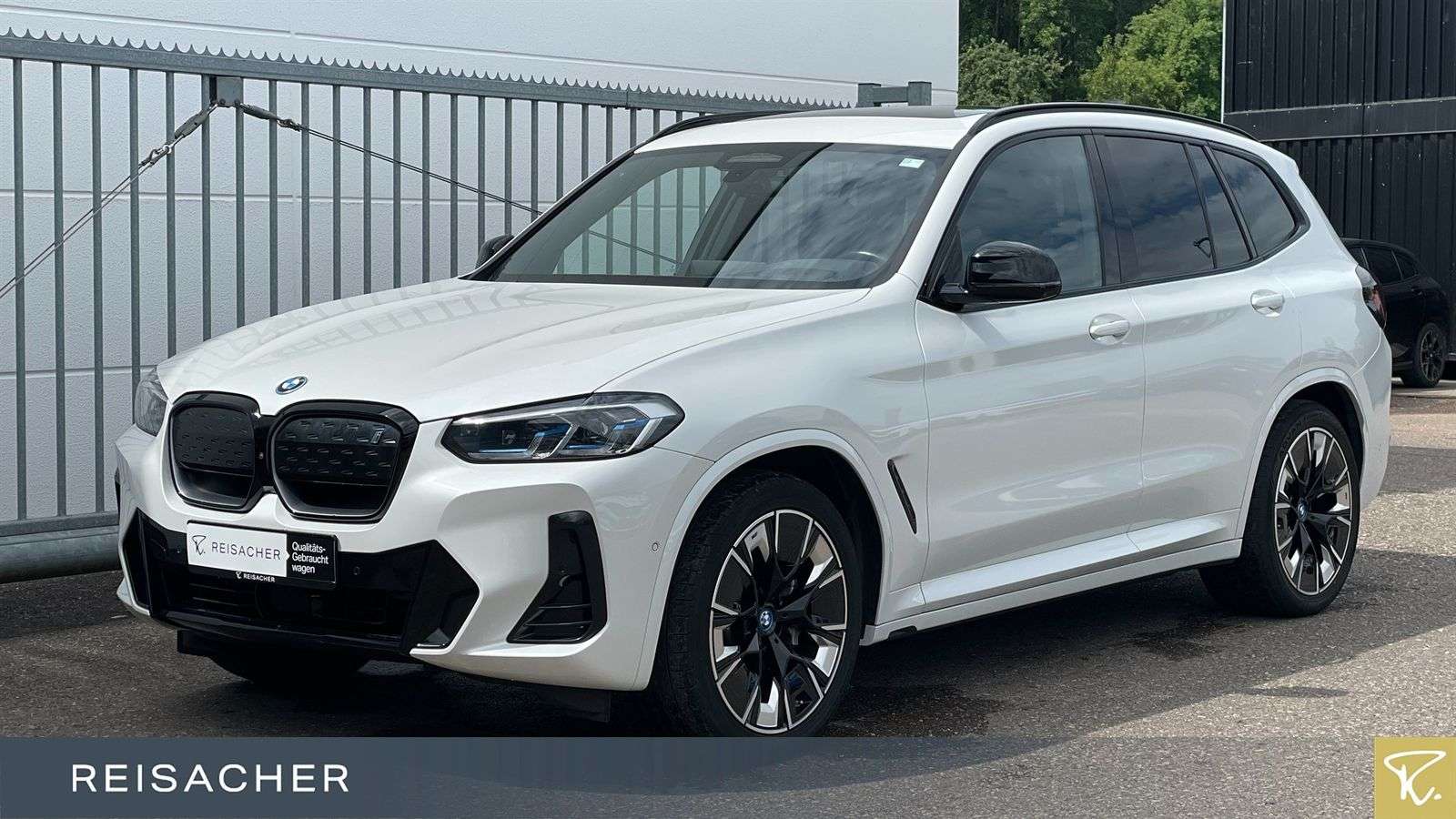 BMW iX3
