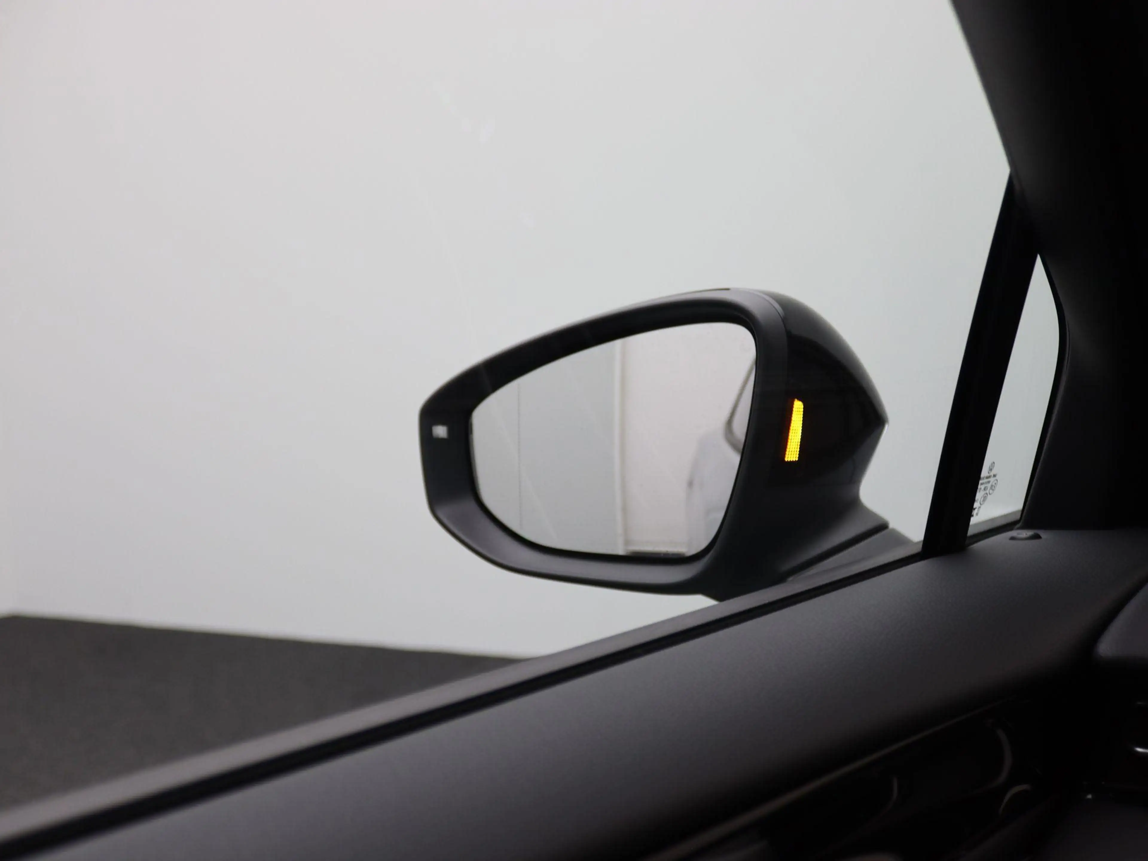 Volkswagen ID.7 Tourer Limited Edition Plus 86 kWh 286PK Aut. Trek — photo 32