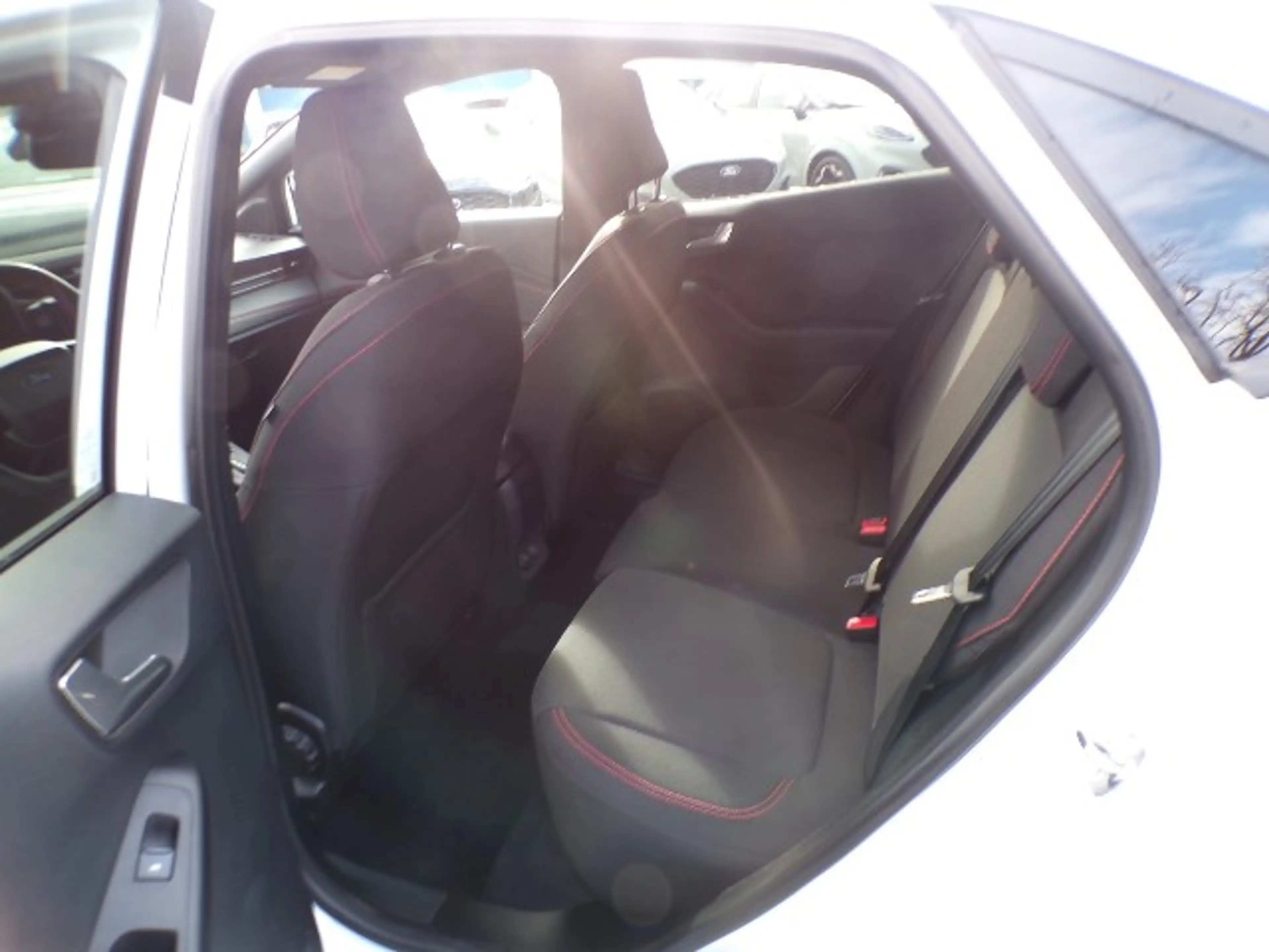 Ford Puma ST Line Automatik 5 Jahre FGS / Winterpaket — photo 11