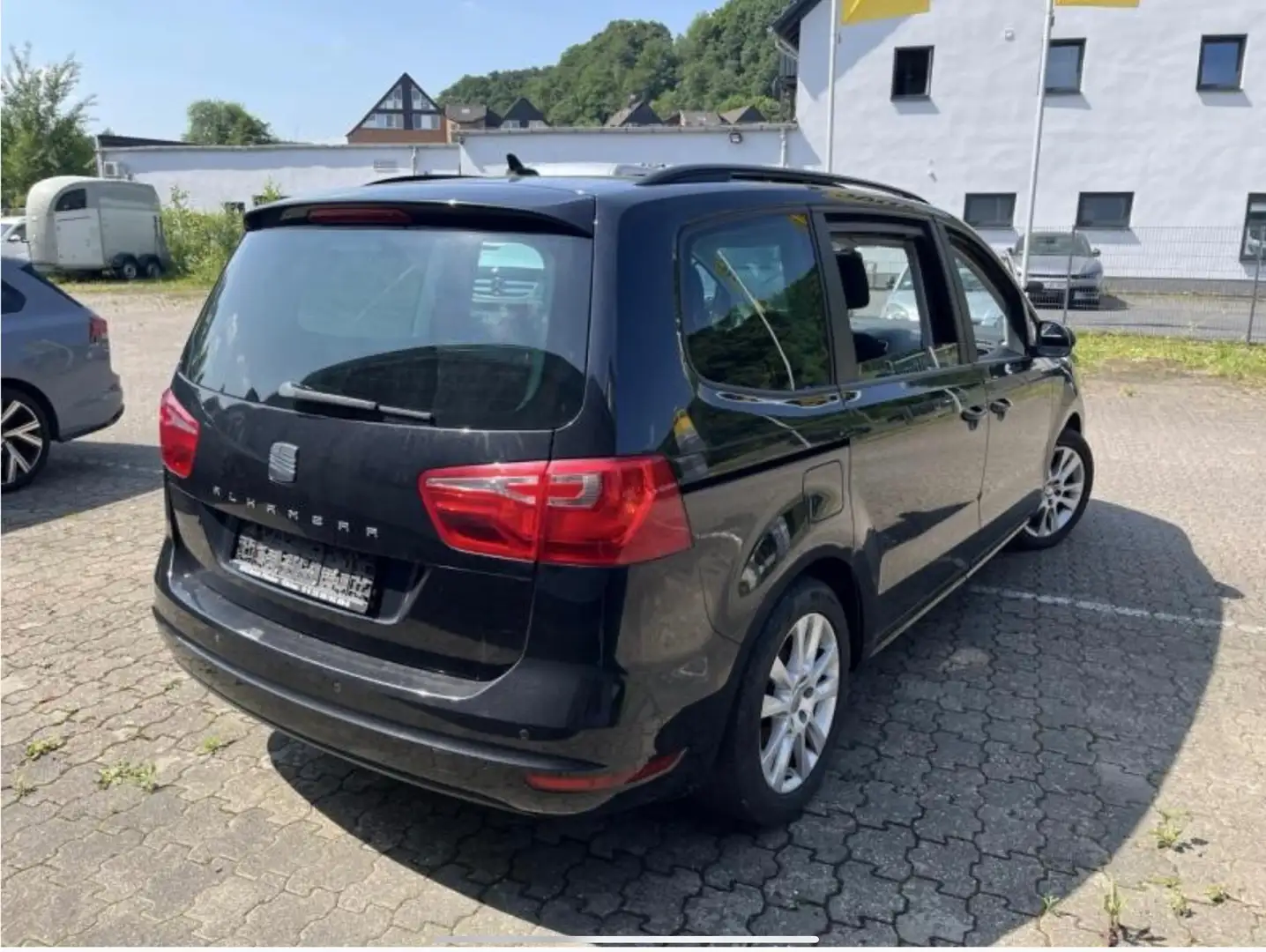 SEAT Alhambra 2,0 TDI,ALLRAD,BI-XENON,PDC,NAVI,PANORAMA Schwarz - 2