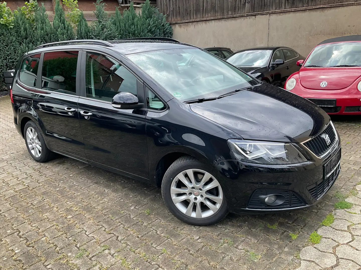 SEAT Alhambra 2,0 TDI,ALLRAD,BI-XEN.PDC,NAVI,PANO.AHK Schwarz - 1