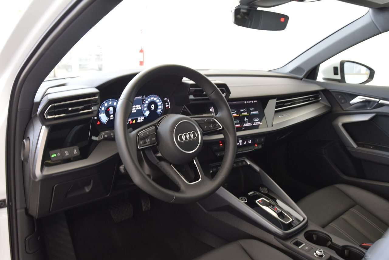 2025 Audi A3 Progressiv 40 TFSI quattro 4 cyl thumb 18