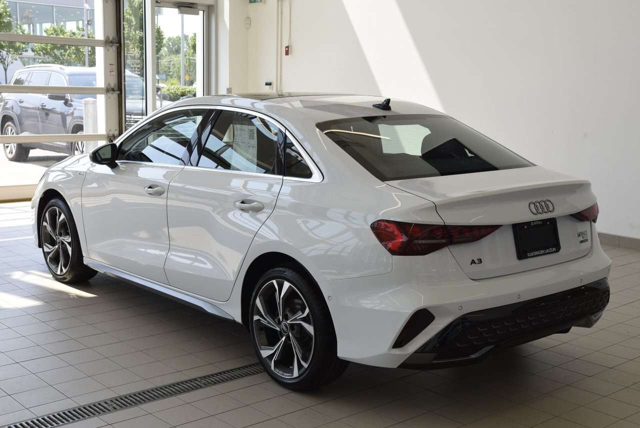 2025 Audi A3 Progressiv 40 TFSI quattro 4 cyl thumb 15