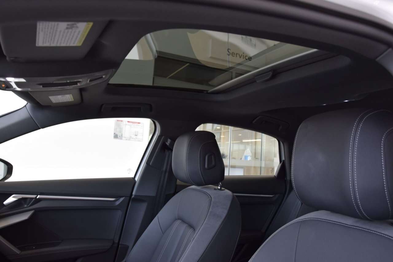 2025 Audi A3 Progressiv 40 TFSI quattro 4 cyl thumb 8