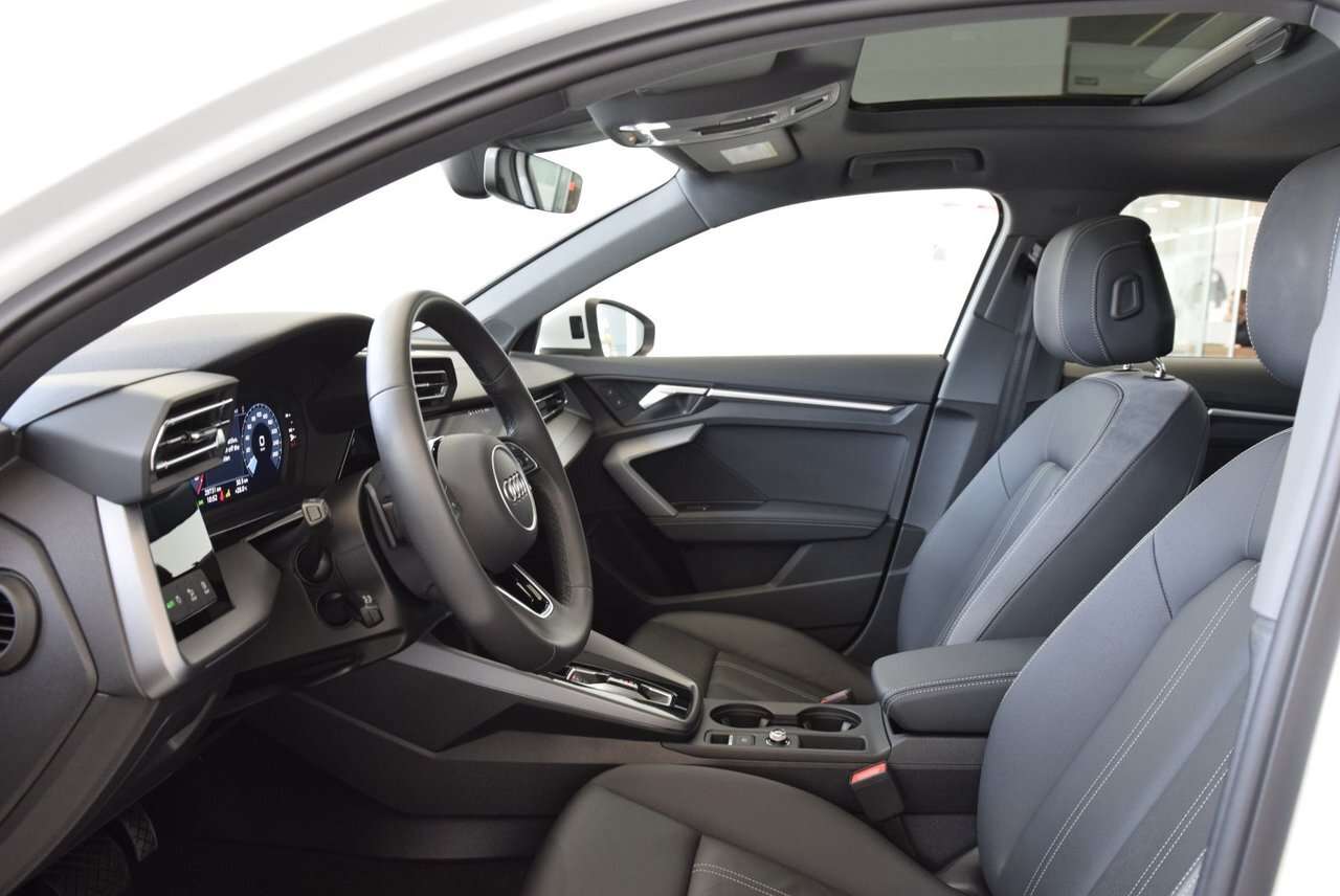 2025 Audi A3 Progressiv 40 TFSI quattro 4 cyl thumb 19