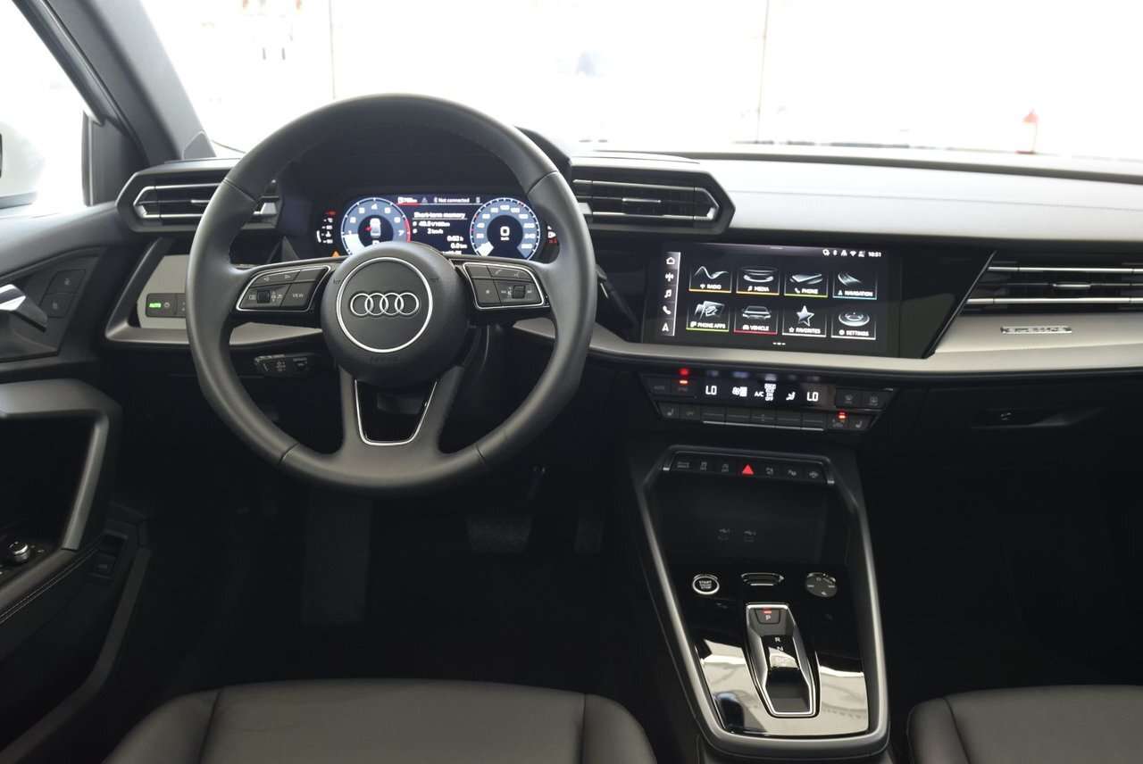 2025 Audi A3 Progressiv 40 TFSI quattro 4 cyl thumb 22