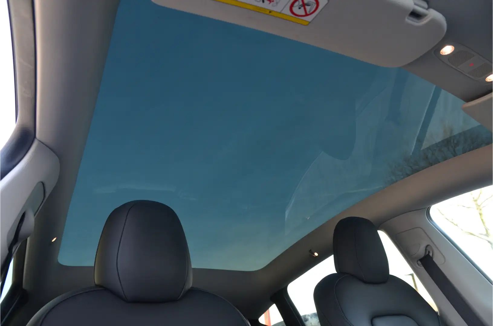 Tesla Model Y Long Range AWD 75 kWh Enhanced AutoPilot (twv 3.80 Wit - 2