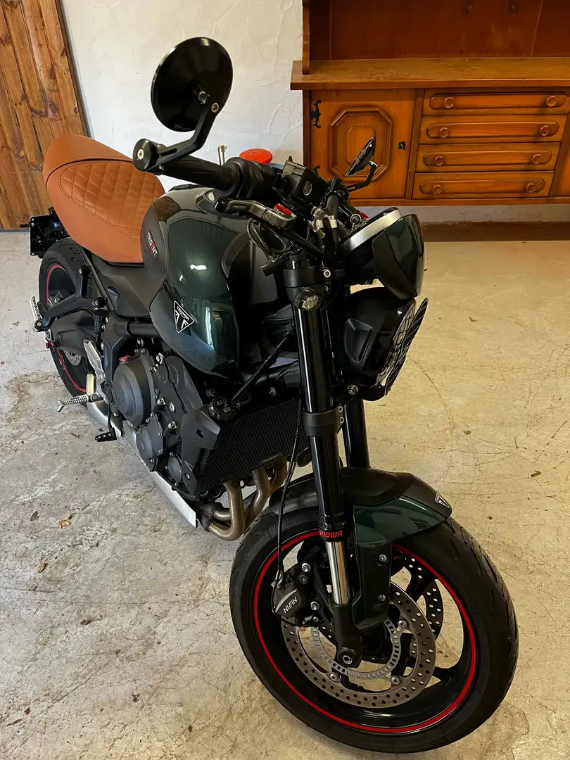 Triumph Trident 660 - 1