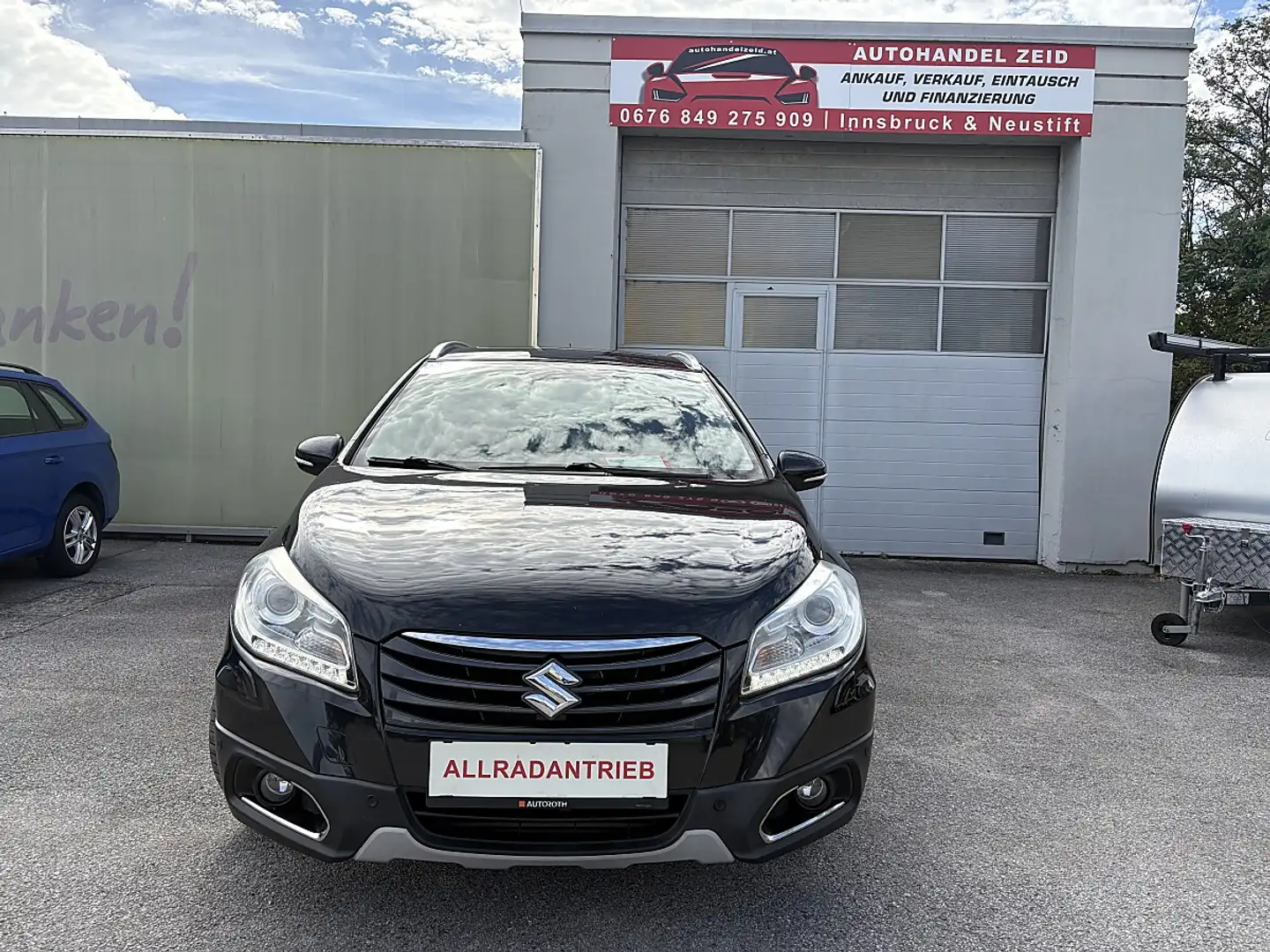 Suzuki SX4 S-Cross 1,6 DDiS Allgrip flash Schwarz - 2