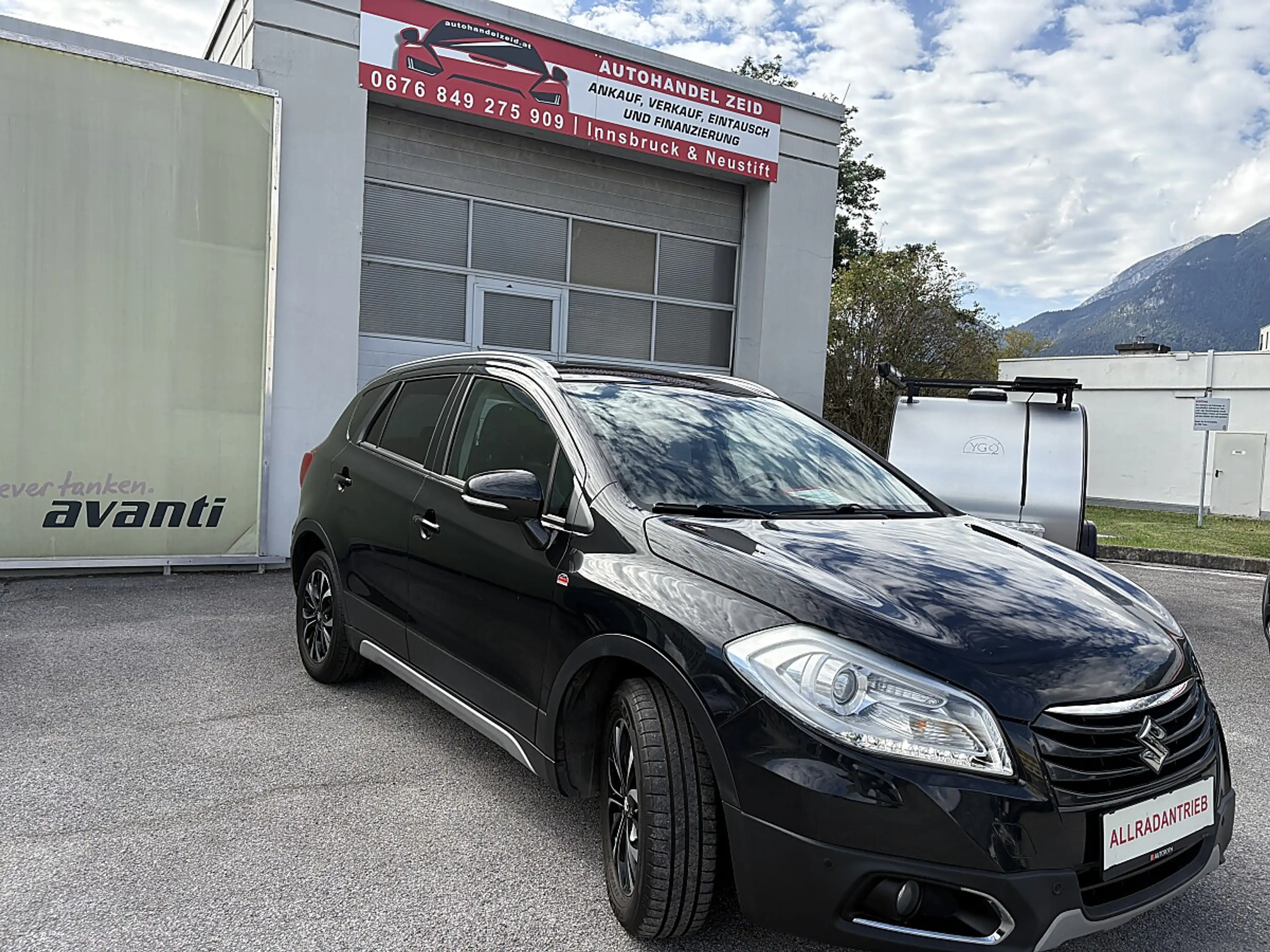 Suzuki SX4 S-Cross 1,6 DDiS Allgrip flash — photo 3