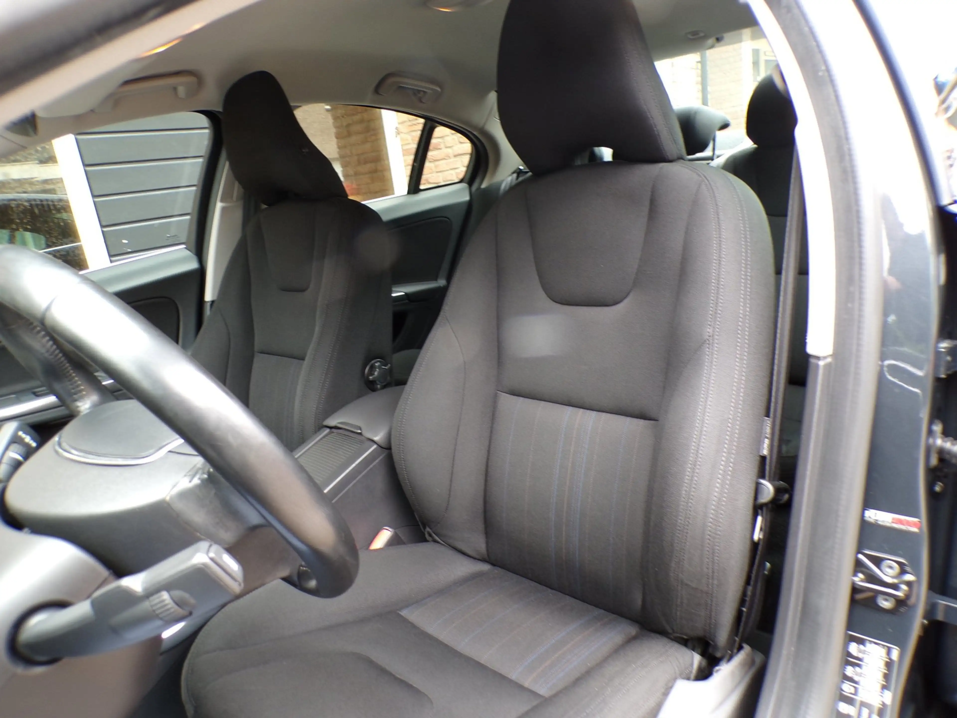 Volvo S60 1.6 T4 Kinetic Automaat — photo 11